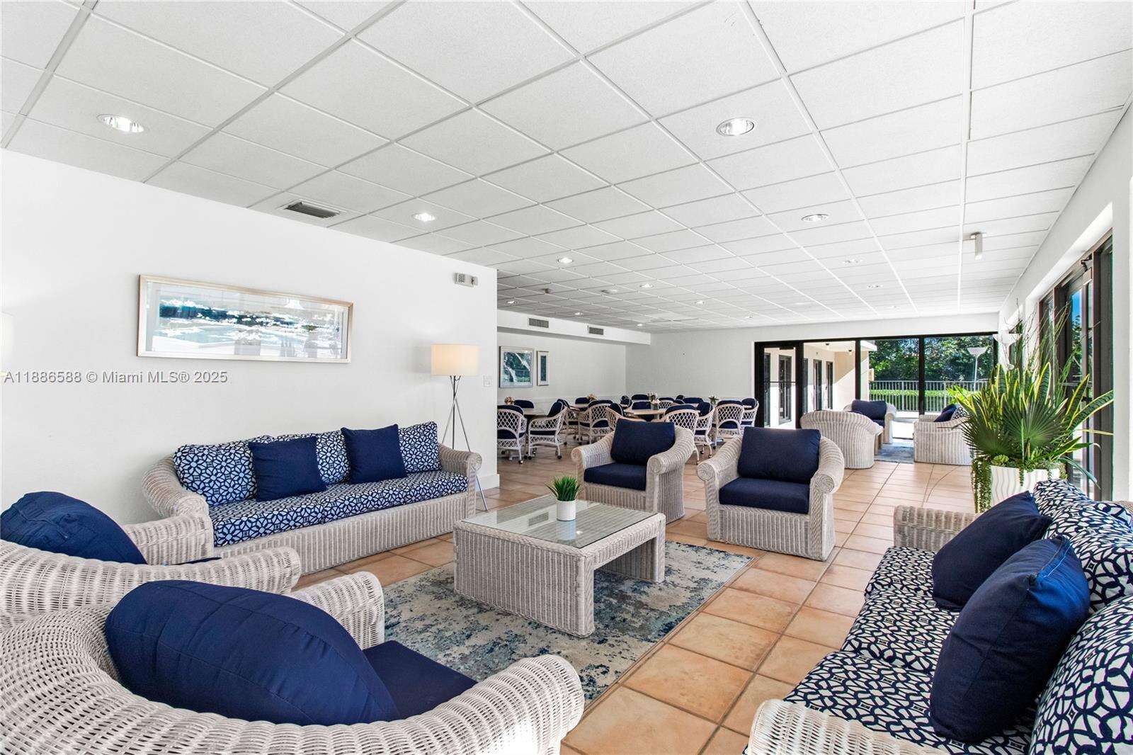 Oceanfront Plaza at 2625 Collins Ave, Miami Beach, FL 33140 - For Sale photo 24