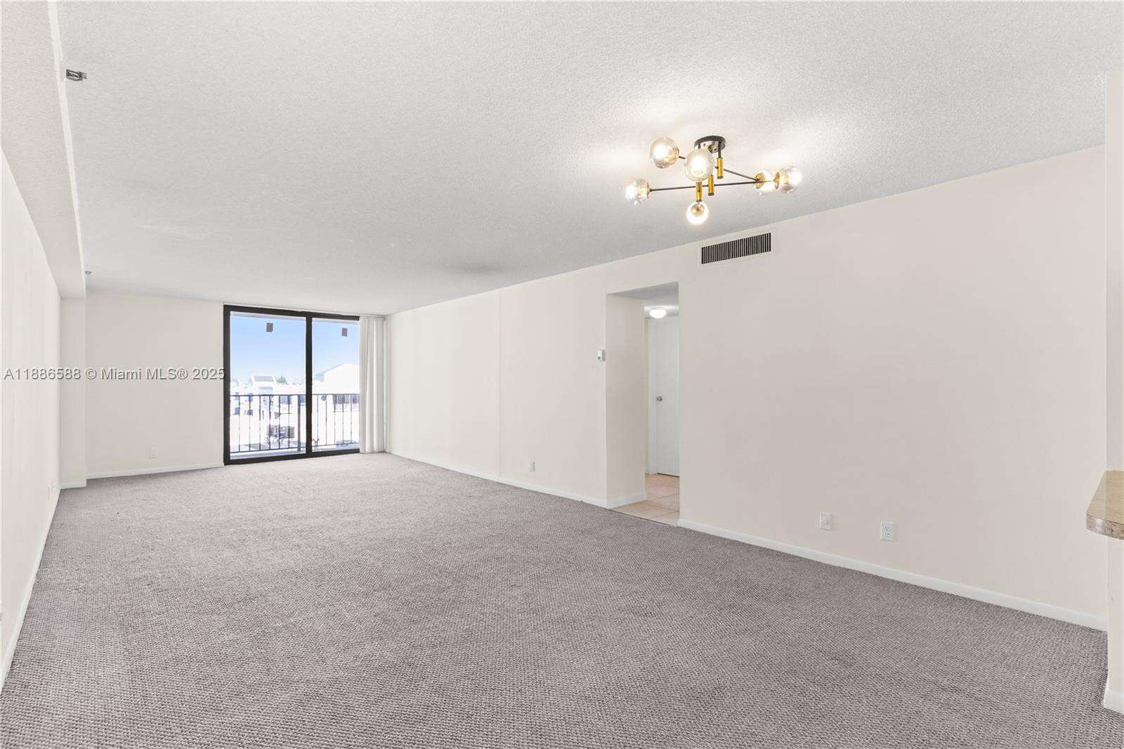 Oceanfront Plaza at 2625 Collins Ave, Miami Beach, FL 33140 - For Sale photo 6