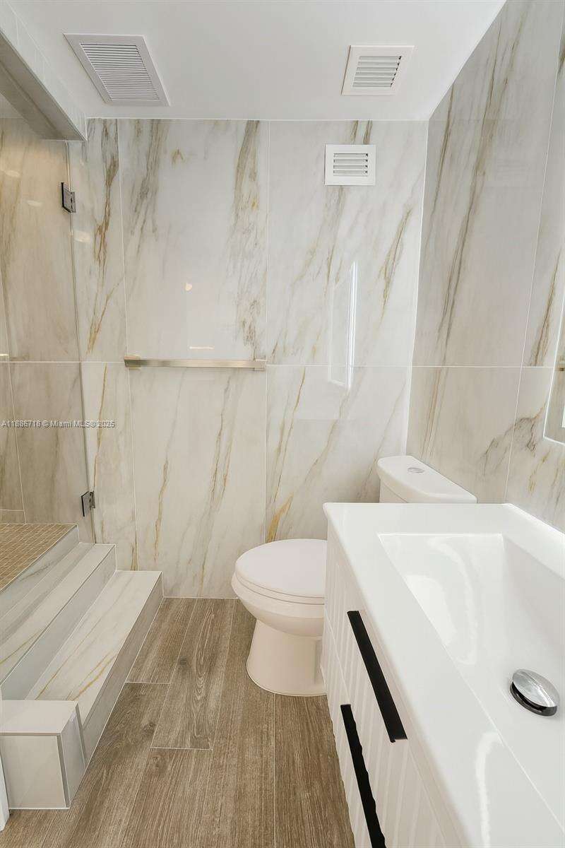 The Pavilion at 5601 Collins Ave, Miami Beach, FL 33140 - For Sale photo 24
