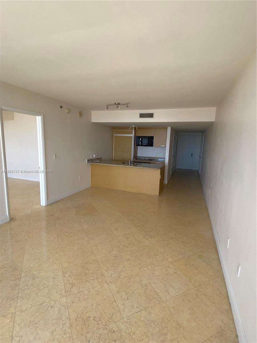 The Beach Club Three at 1800 Ocean Dr, Hallandale Beach, FL 33009 - For Sale photo 11