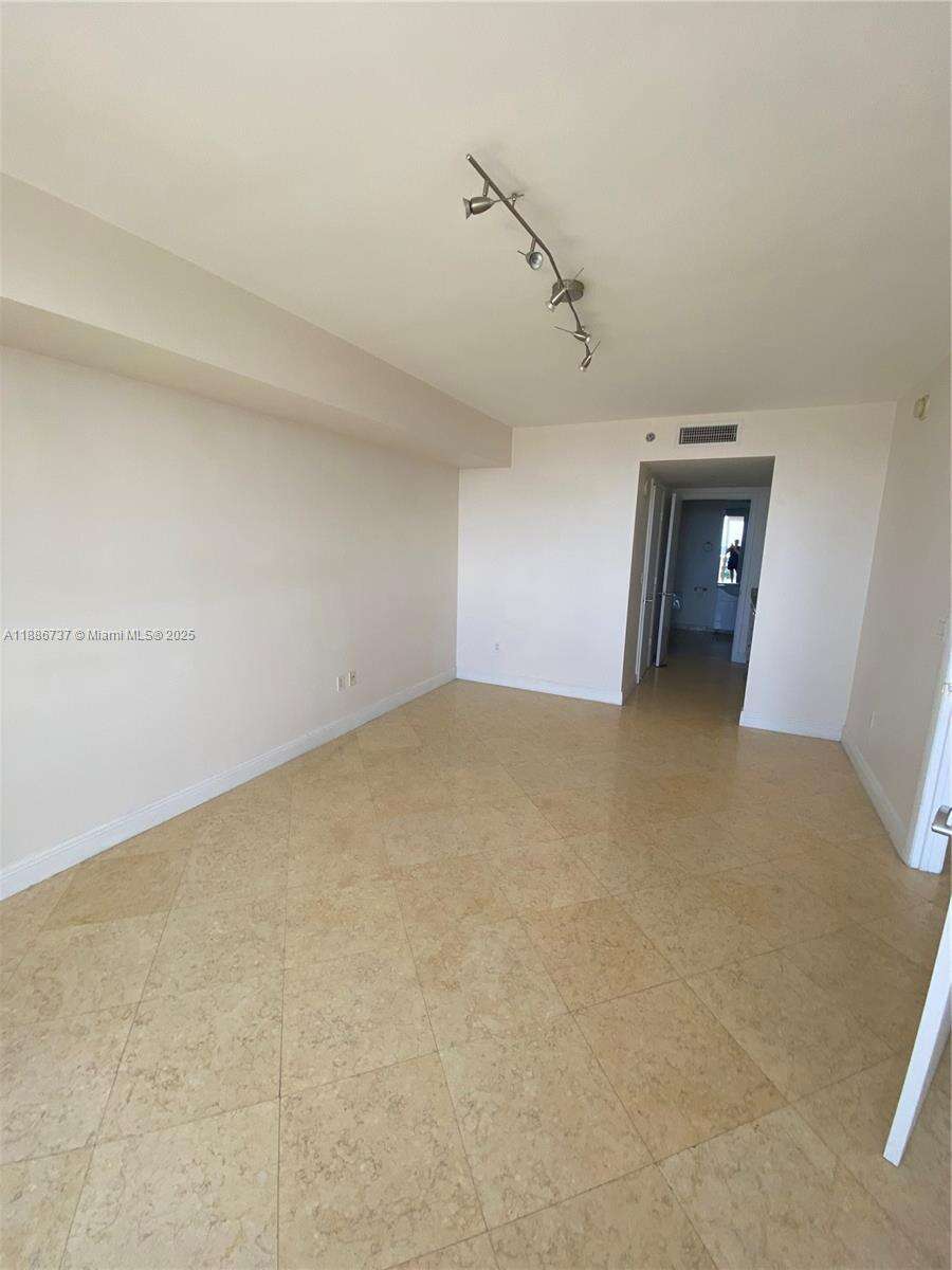 The Beach Club Three at 1800 Ocean Dr, Hallandale Beach, FL 33009 - For Sale photo 6