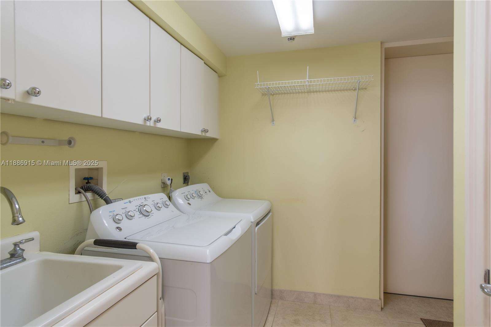 ATLANTIC III AT THE POINT - 21050 Point Pl, Aventura, FL 33180 | Picture 35