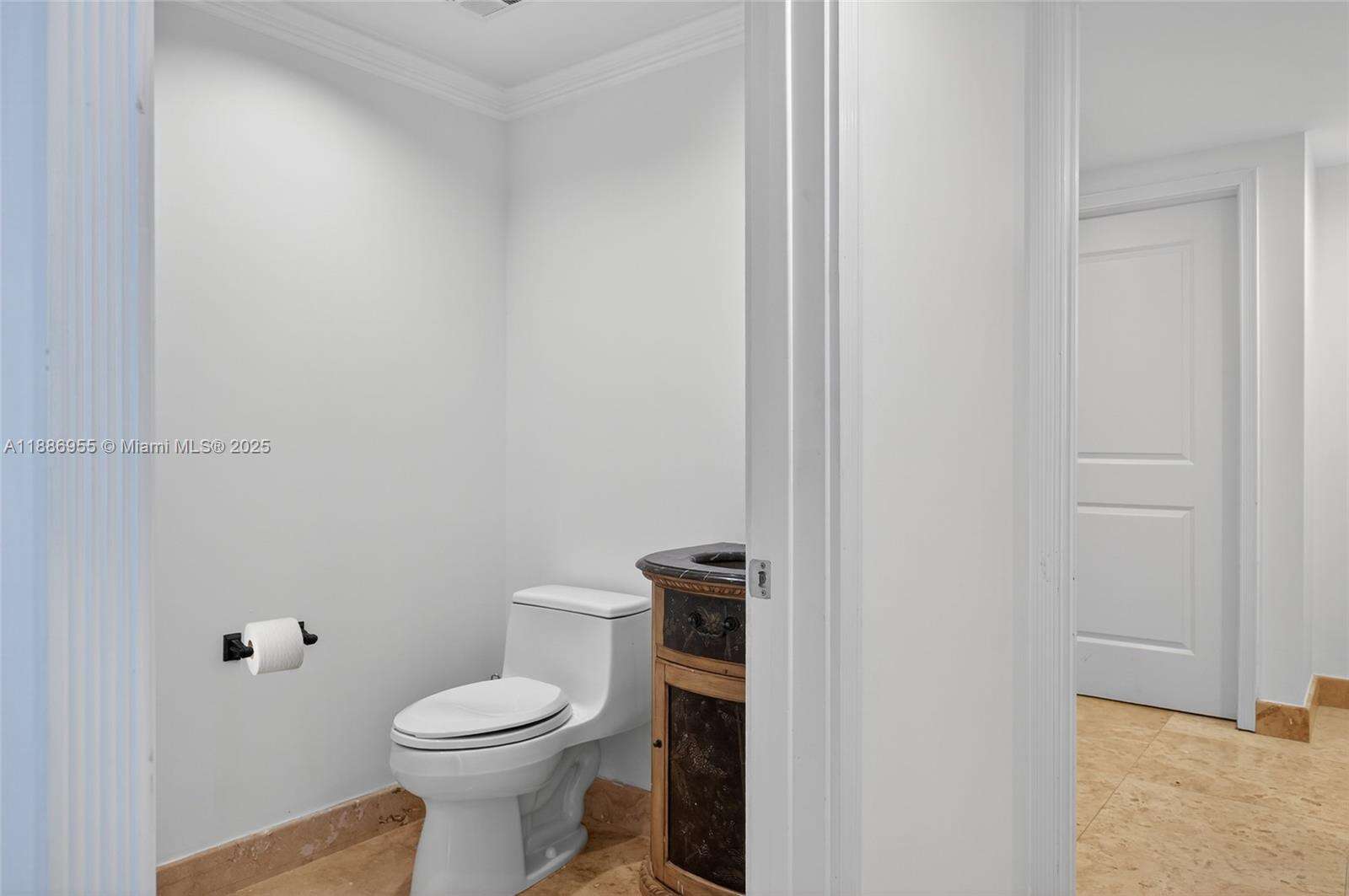 OCEAN PALMS - 3101 Ocean Dr, Hollywood, FL 33019 | Picture 22