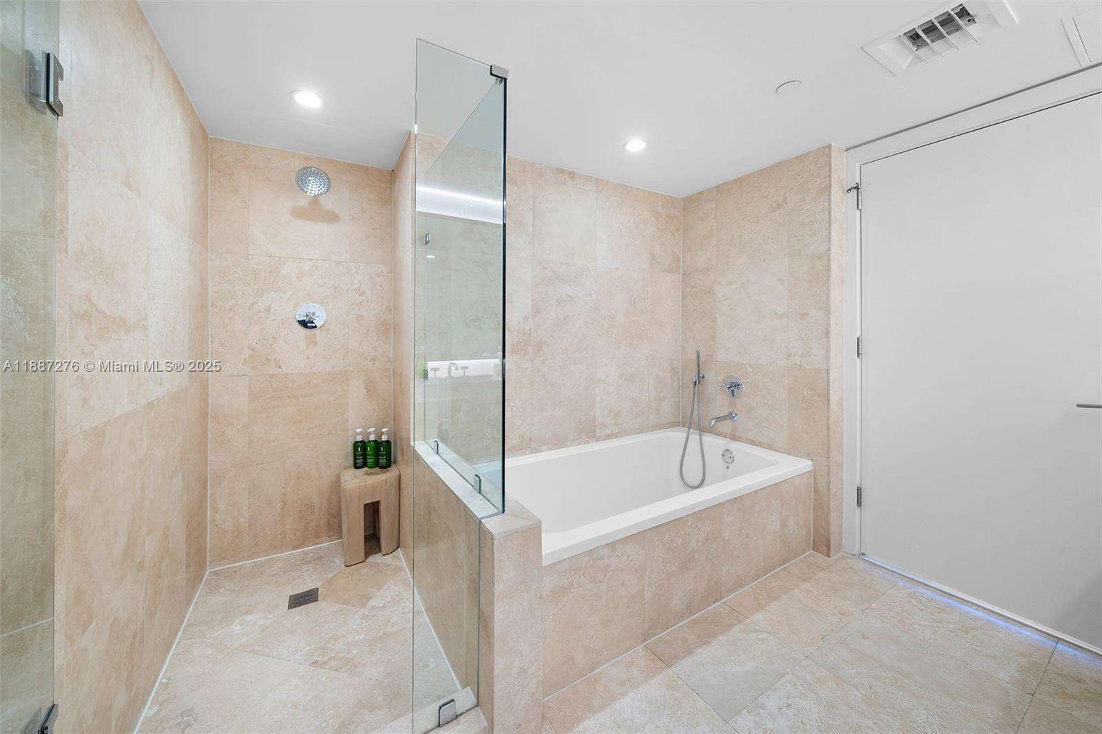 2399 COLLINS AVENUE - 102 24th St, Miami Beach, FL 33139 | Picture 16