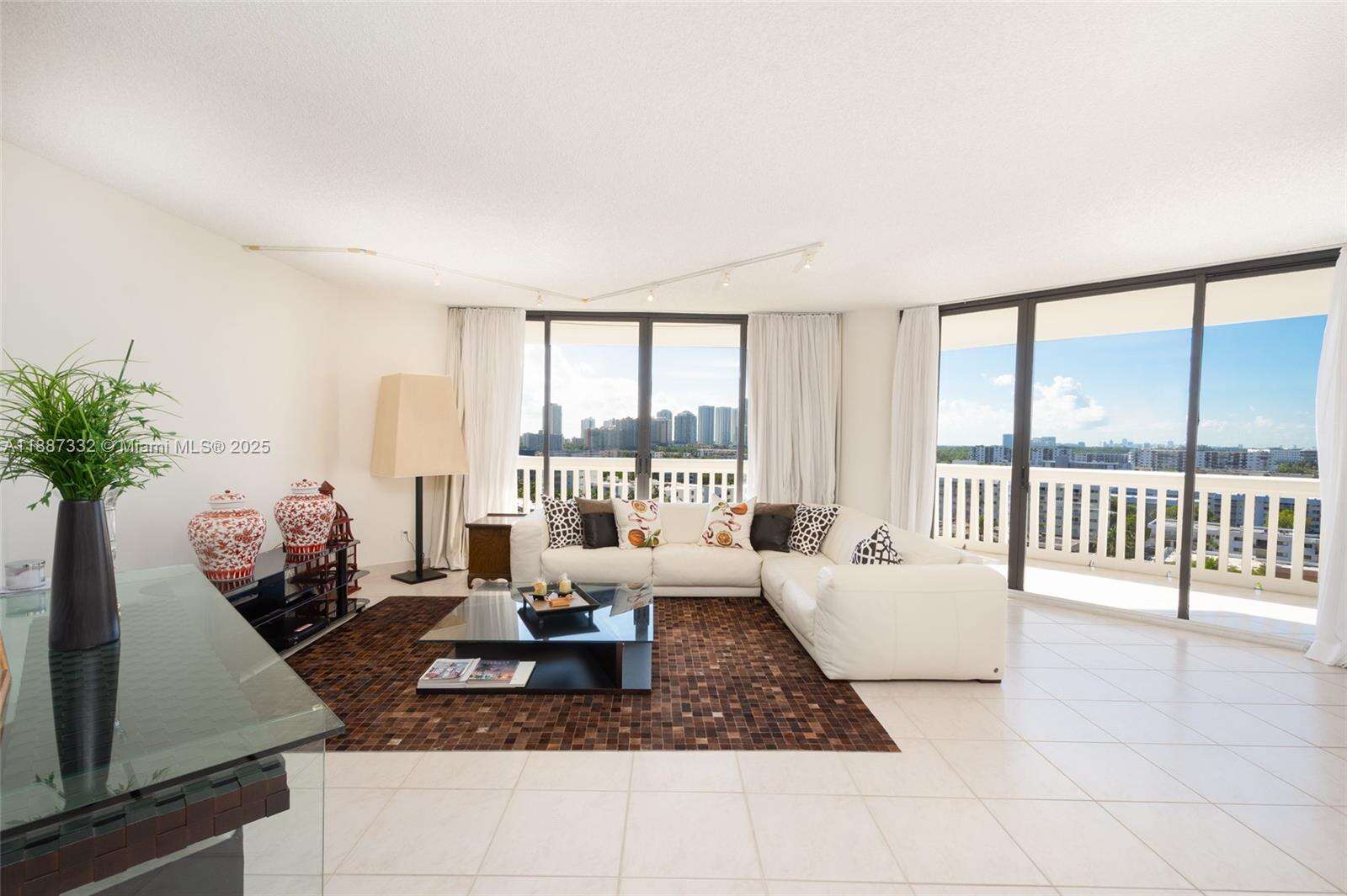 2000 Williams Island at 2000 Island Blvd, Aventura, FL 33160 - For Sale photo 2