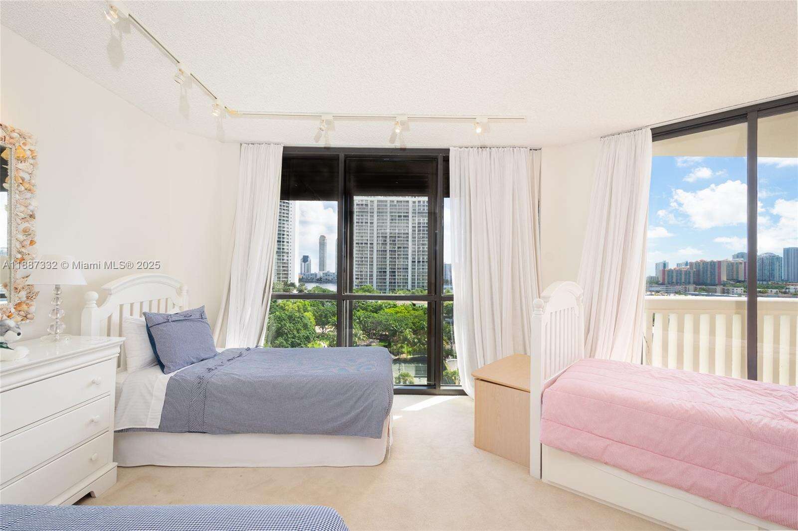 2000 Williams Island at 2000 Island Blvd, Aventura, FL 33160 - For Sale photo 15