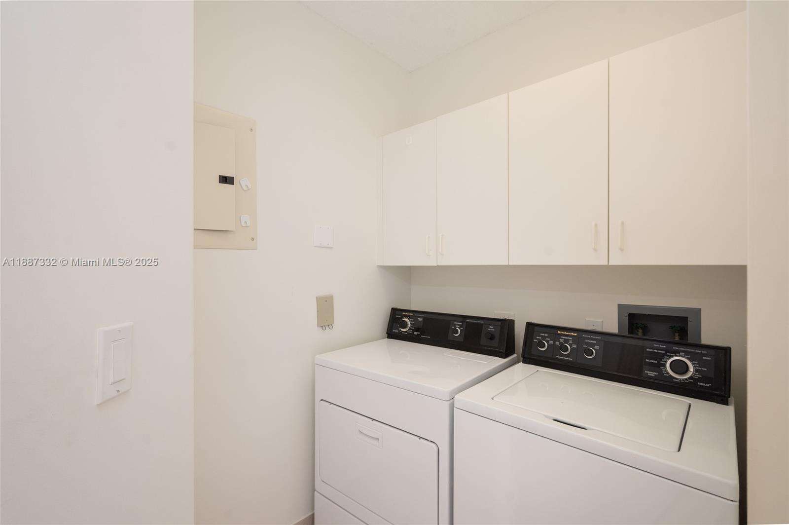 2000 Williams Island at 2000 Island Blvd, Aventura, FL 33160 - For Sale photo 17