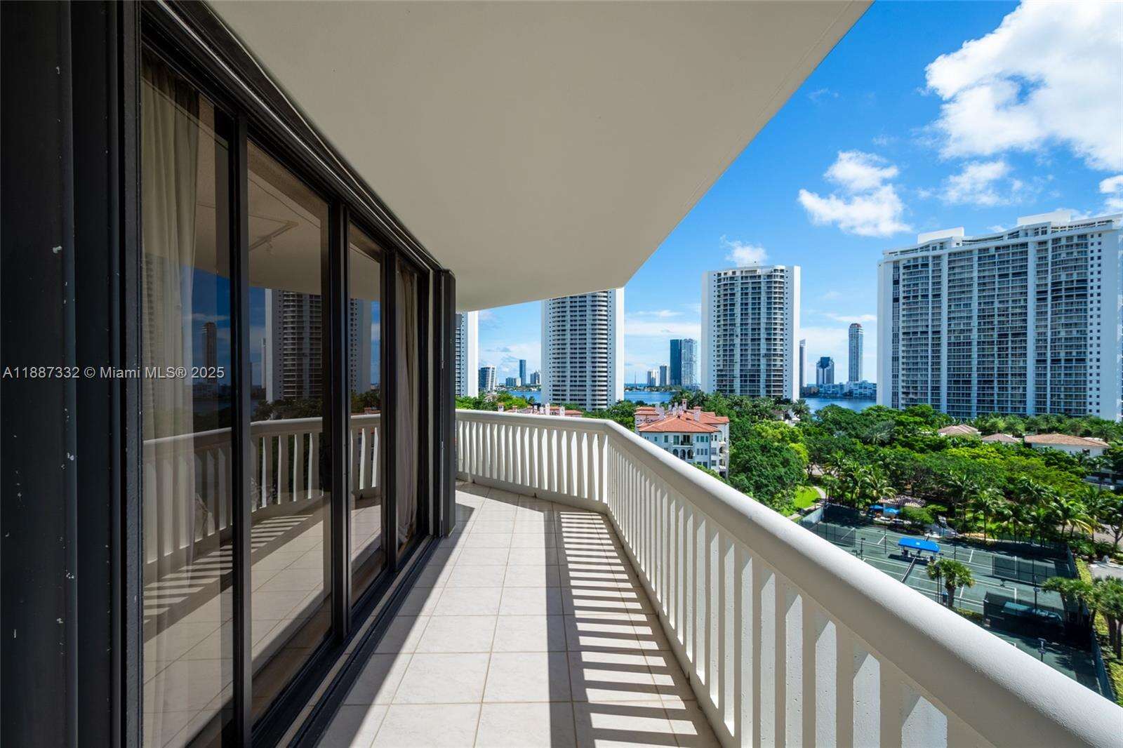 2000 Williams Island at 2000 Island Blvd, Aventura, FL 33160 - For Sale photo 20