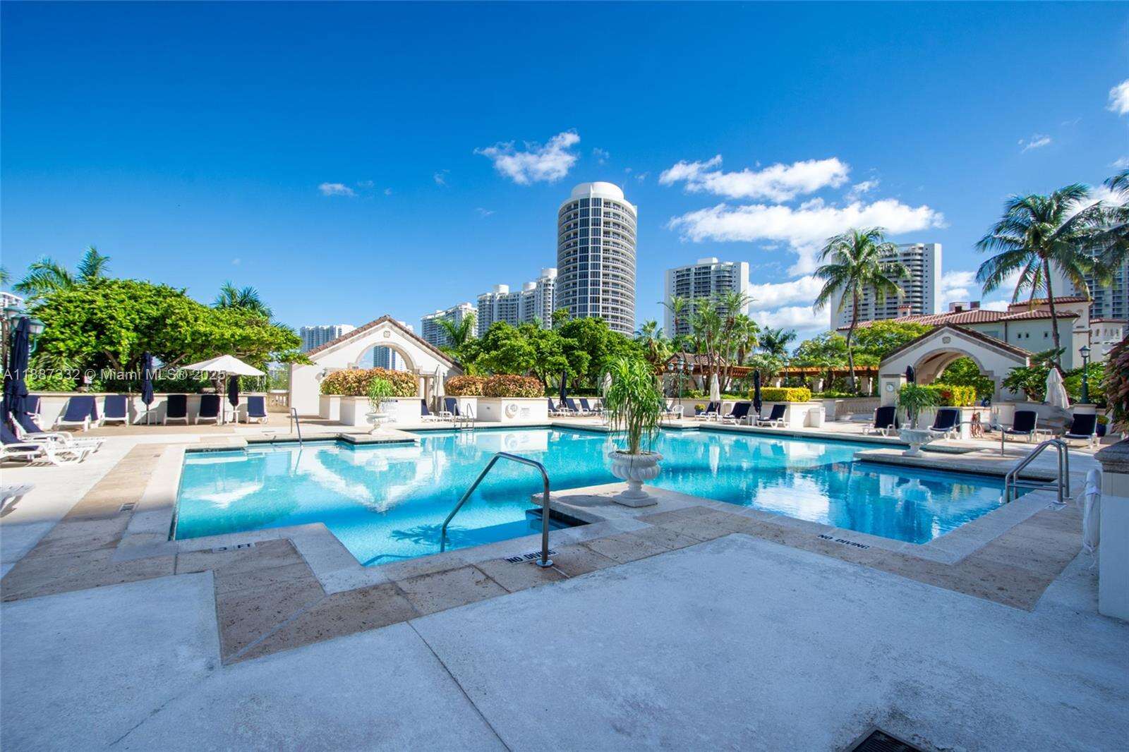 2000 Williams Island at 2000 Island Blvd, Aventura, FL 33160 - For Sale photo 24