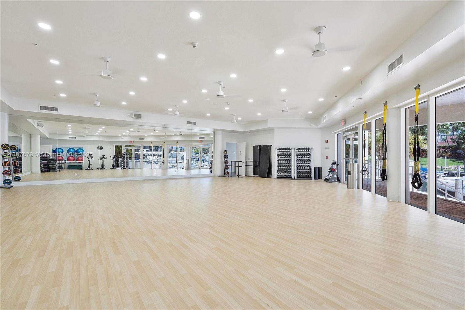 AVENTURA MARINA CONDO NUMBER ONE - 3340 190 St, Aventura, FL 33180 | Picture 10