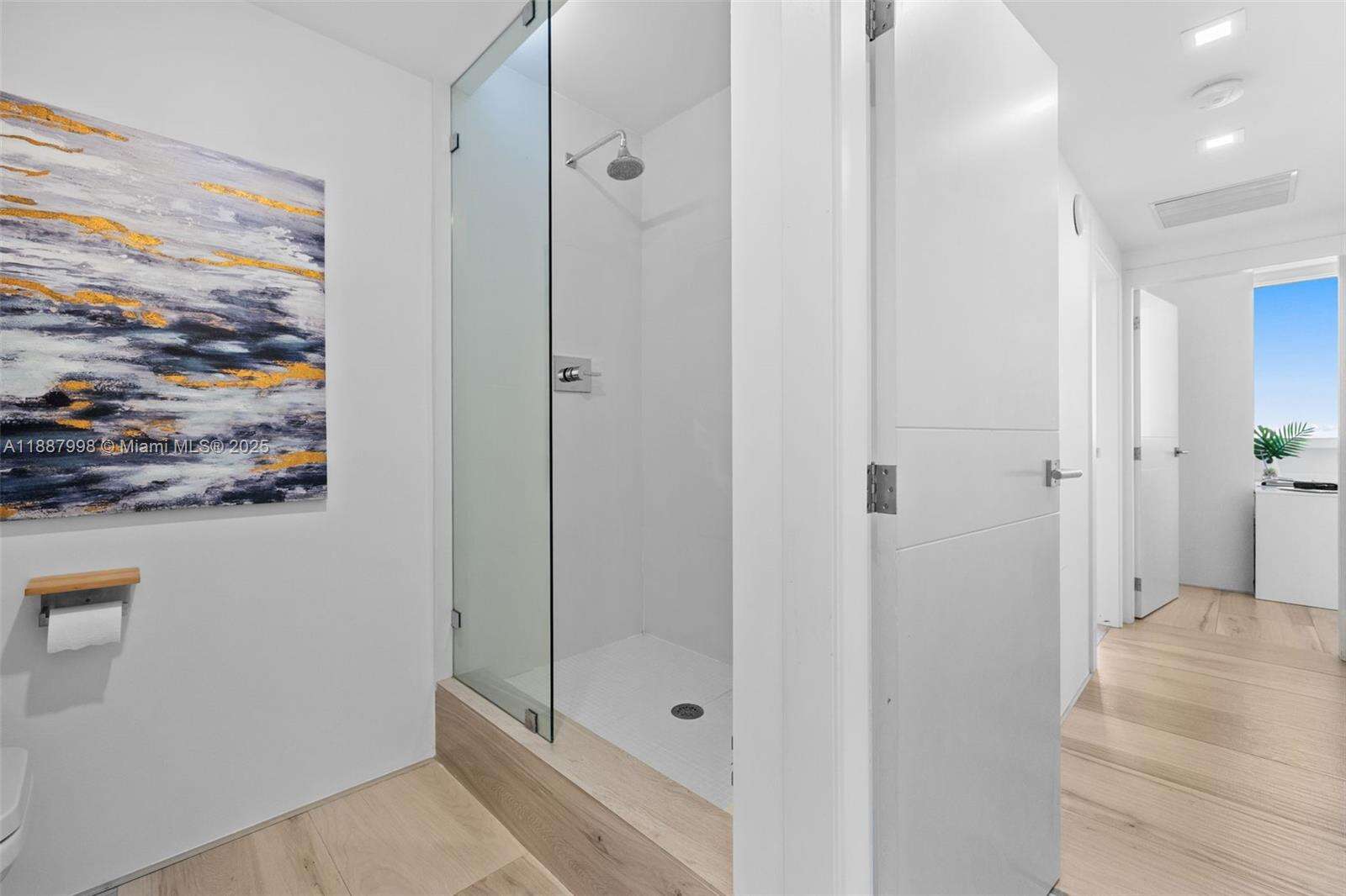 THE WAVERLY AT SOUTH BEACH - 1330 W Ave, Miami Beach, FL 33139 | Picture 17