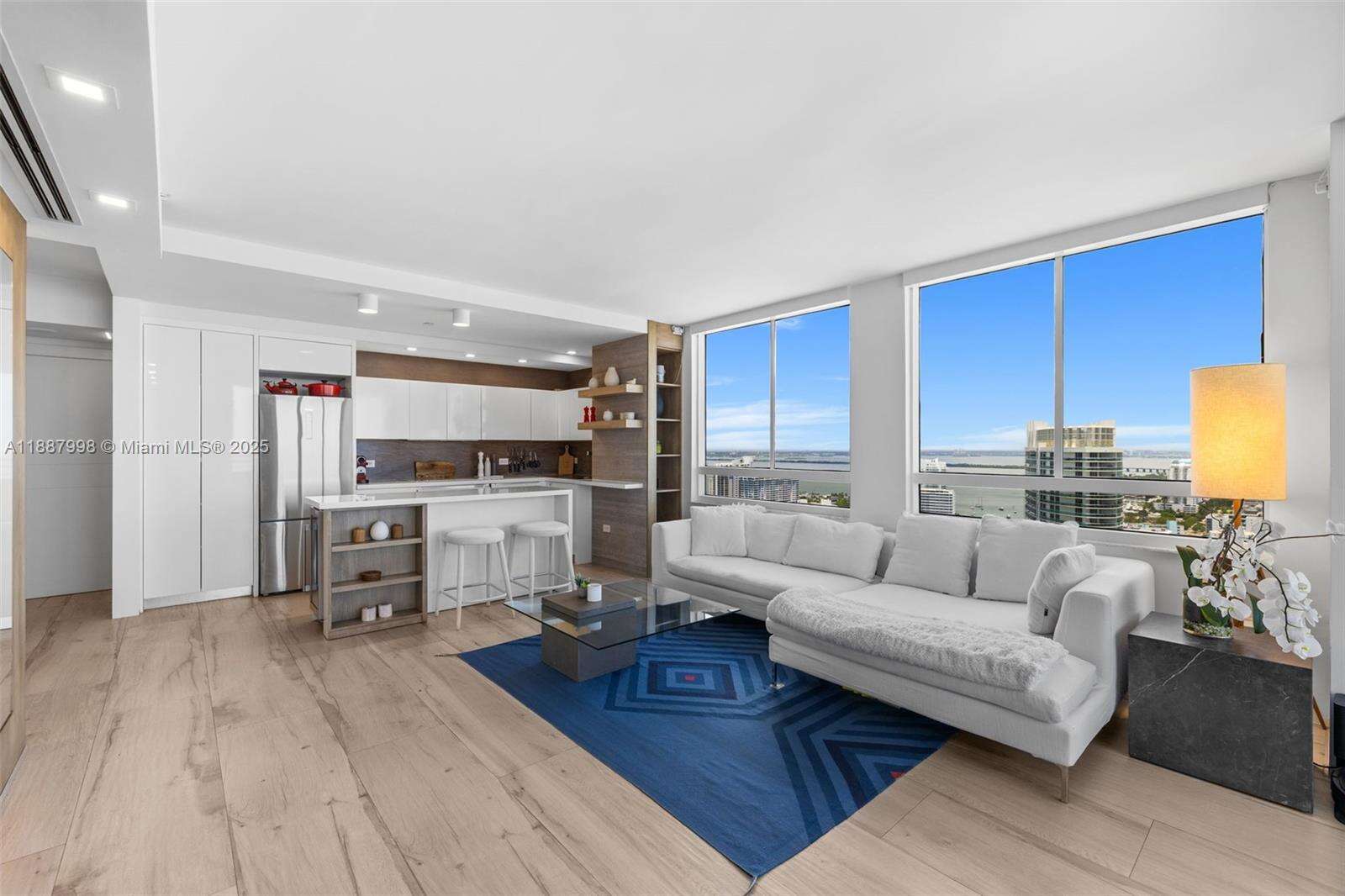 THE WAVERLY AT SOUTH BEACH - 1330 W Ave, Miami Beach, FL 33139 | Picture 5