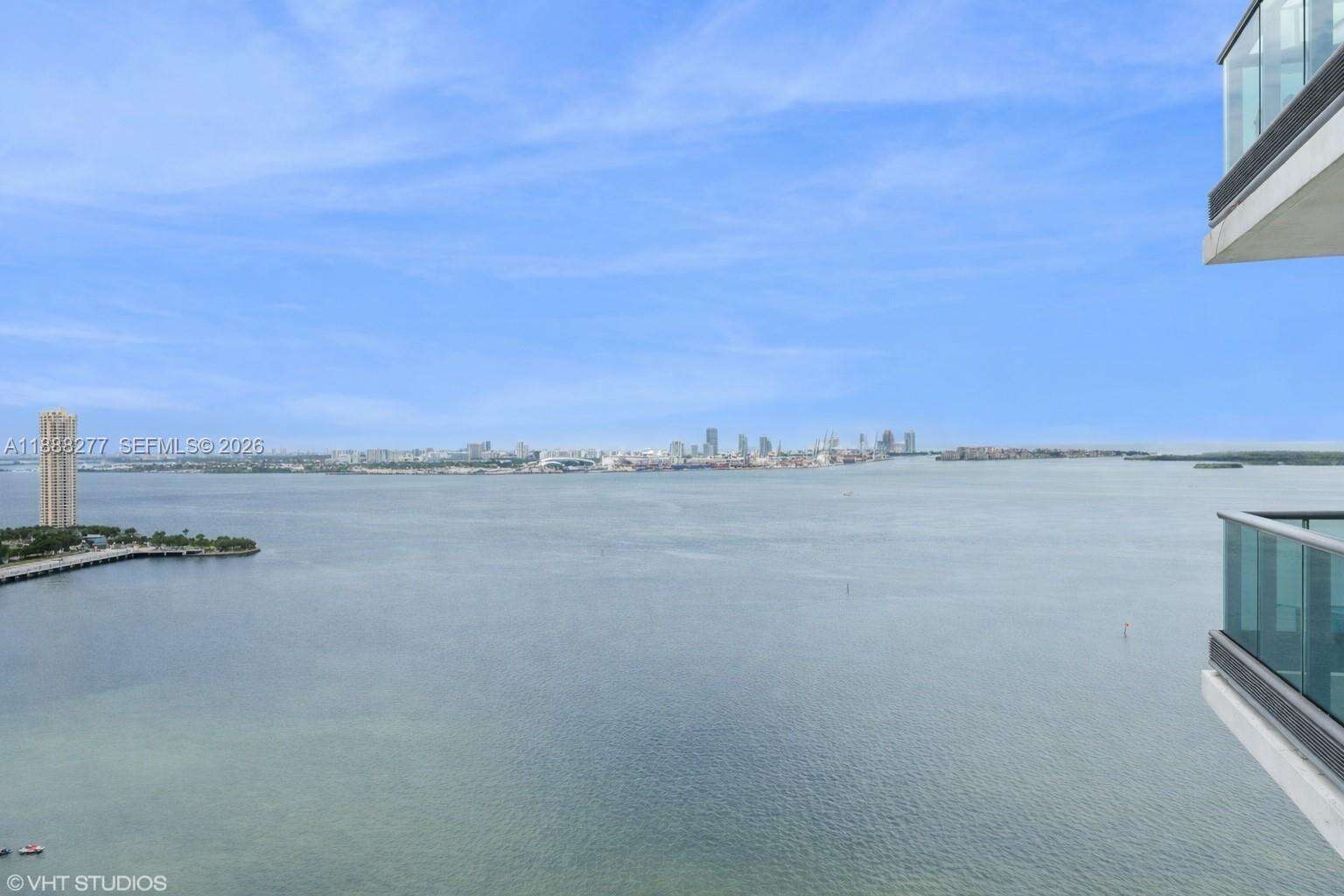 JADE RESIDENCES AT BRICKELL BAY - 1331 Brickell Bay Dr, Miami, FL 33131 | Picture 2