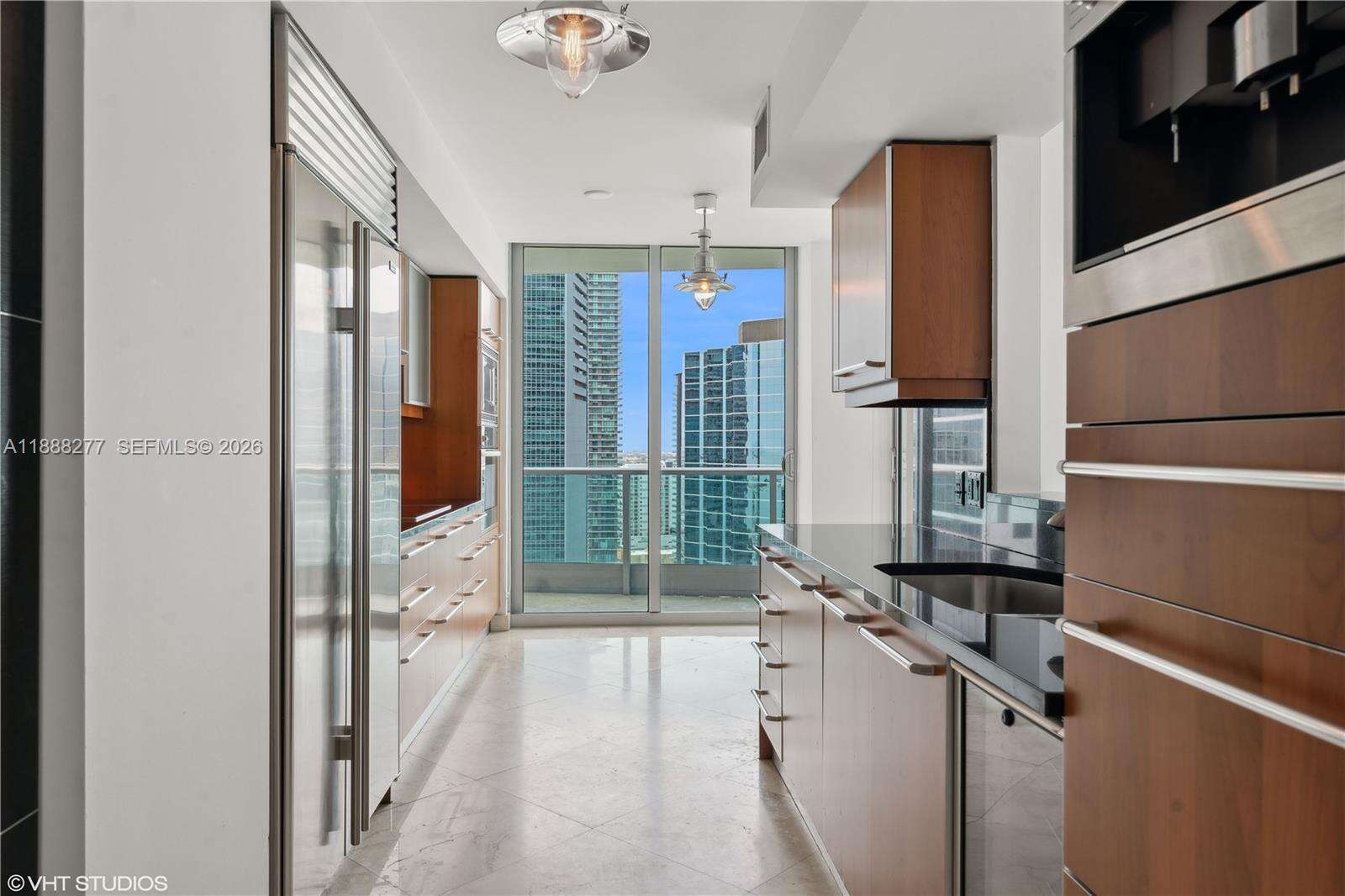 JADE RESIDENCES AT BRICKELL BAY - 1331 Brickell Bay Dr, Miami, FL 33131 | Picture 26