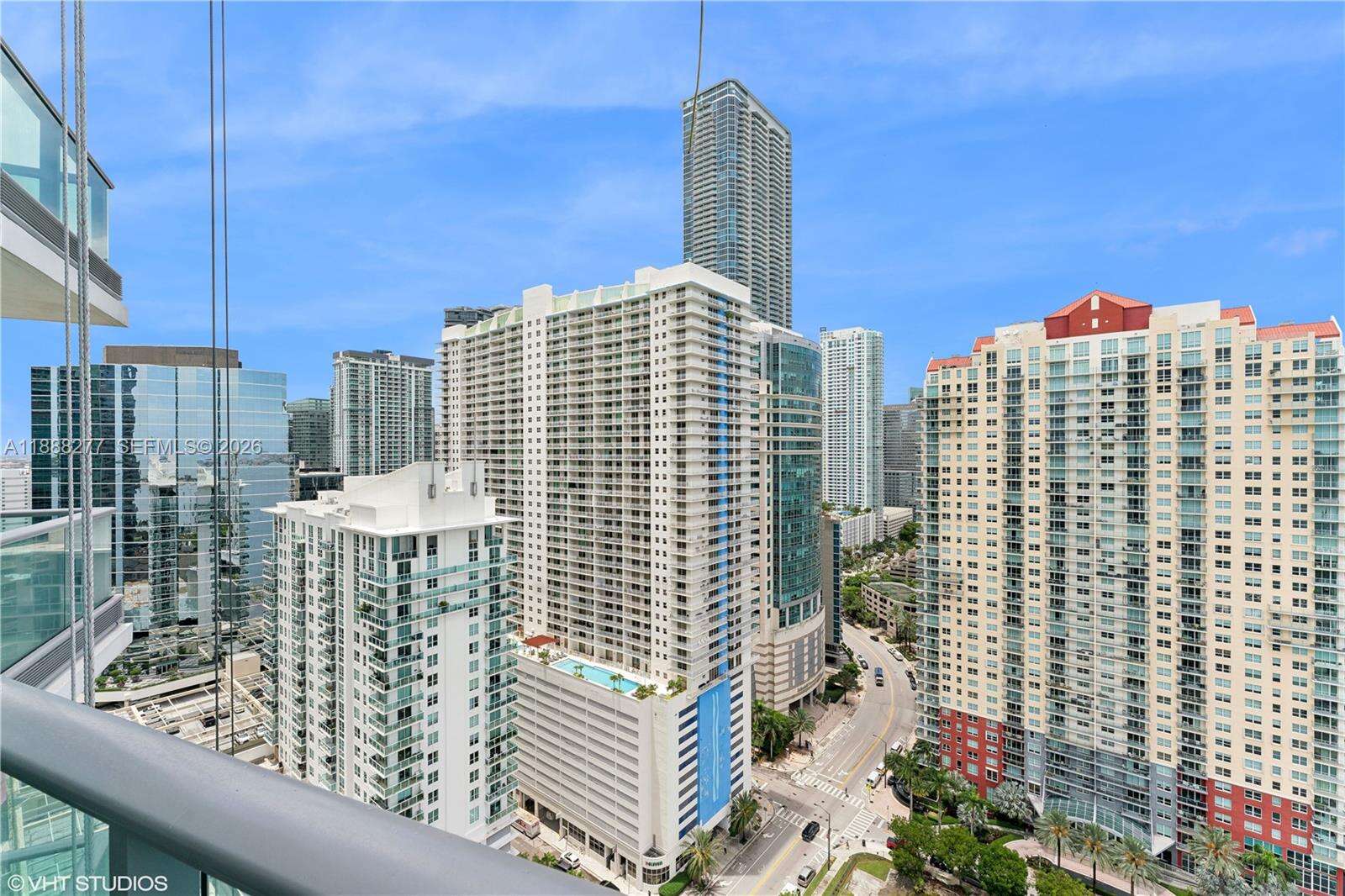 JADE RESIDENCES AT BRICKELL BAY - 1331 Brickell Bay Dr, Miami, FL 33131 | Picture 5