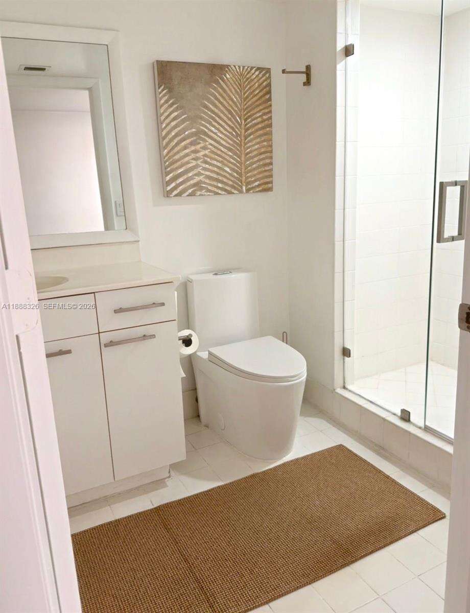 South Tower At The Point at 21055 Yacht Club Dr, Aventura, FL 33180 - For Sale photo 11