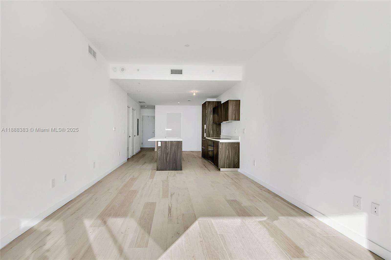 Gran Paraiso at 480 31 St, Miami, FL 33137 - For Sale photo 2