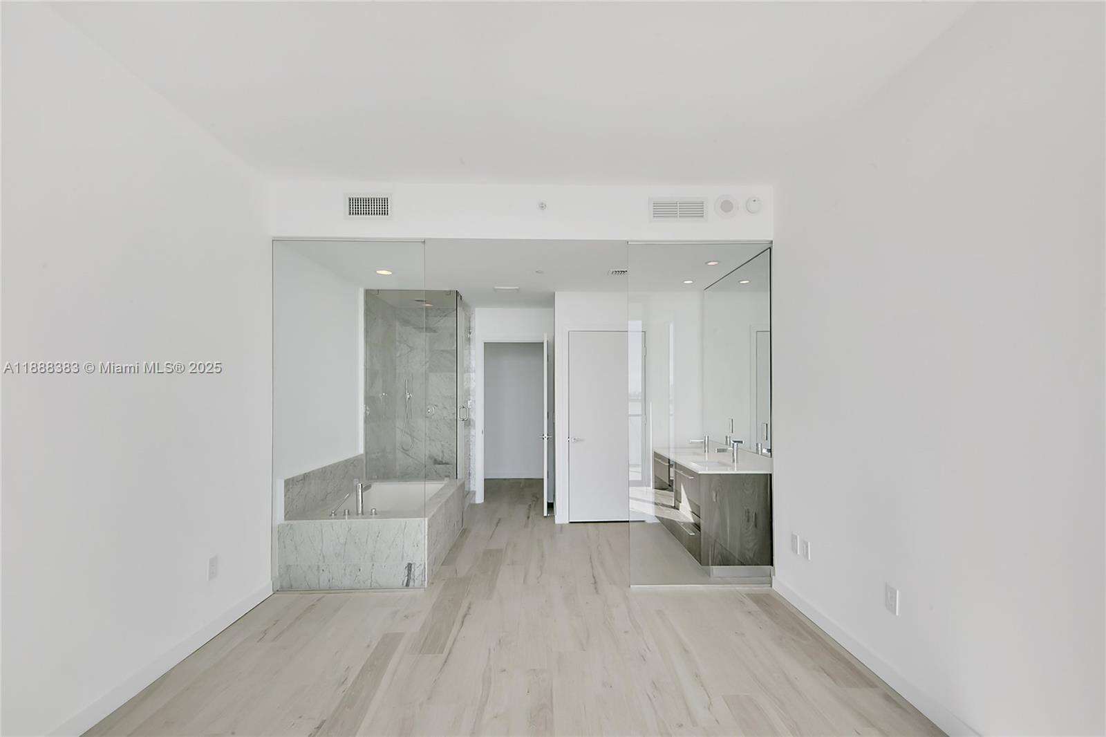 Gran Paraiso at 480 31 St, Miami, FL 33137 - For Sale photo 11
