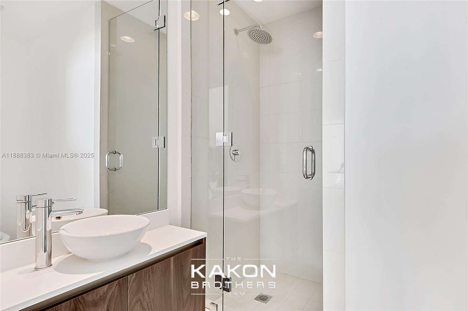 Gran Paraiso at 480 31 St, Miami, FL 33137 - For Sale photo 18