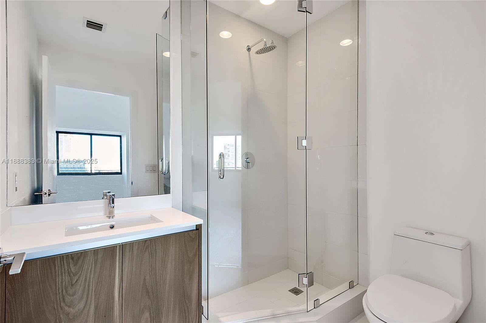 Gran Paraiso at 480 31 St, Miami, FL 33137 - For Sale photo 21