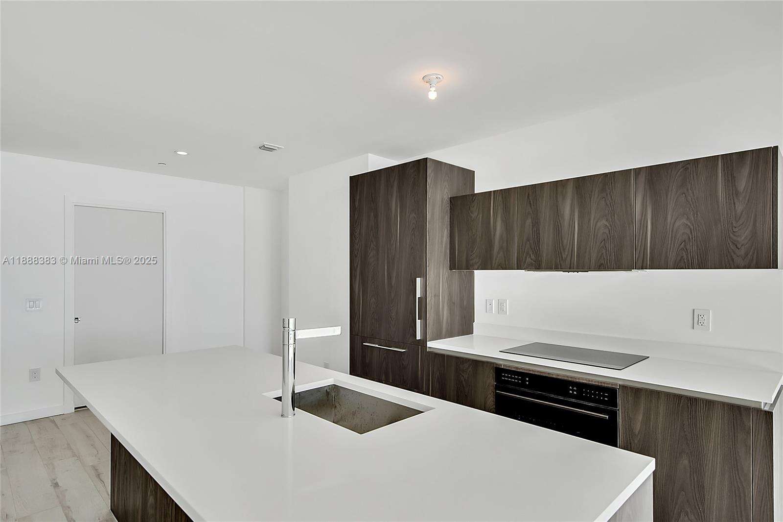 Gran Paraiso at 480 31 St, Miami, FL 33137 - For Sale photo 5