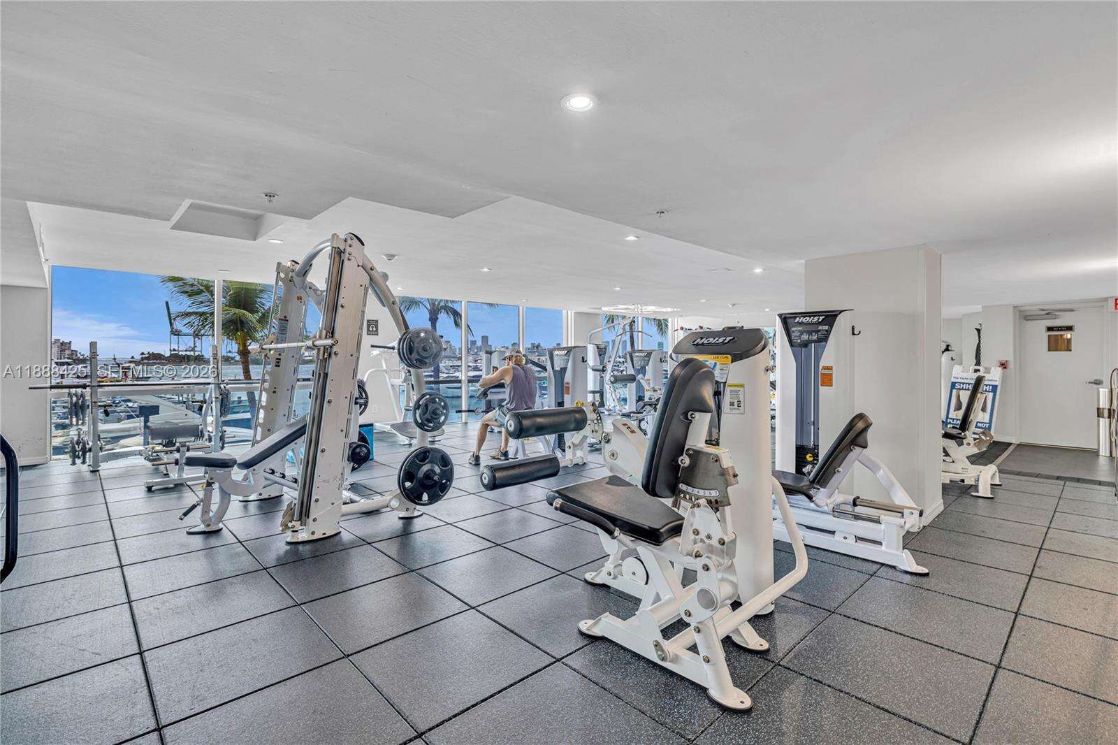 YACHT CLUB AT PORTOFINO - 90 Alton Rd, Miami Beach, FL 33139 | Picture 56