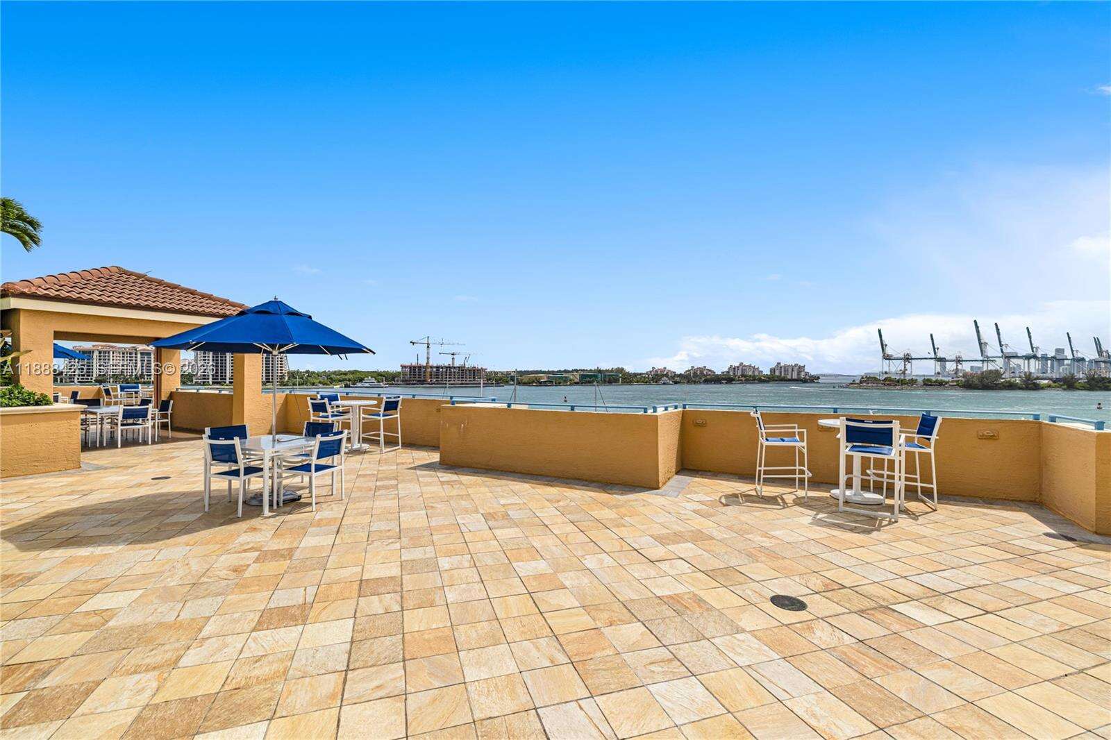 YACHT CLUB AT PORTOFINO - 90 Alton Rd, Miami Beach, FL 33139 | Picture 64