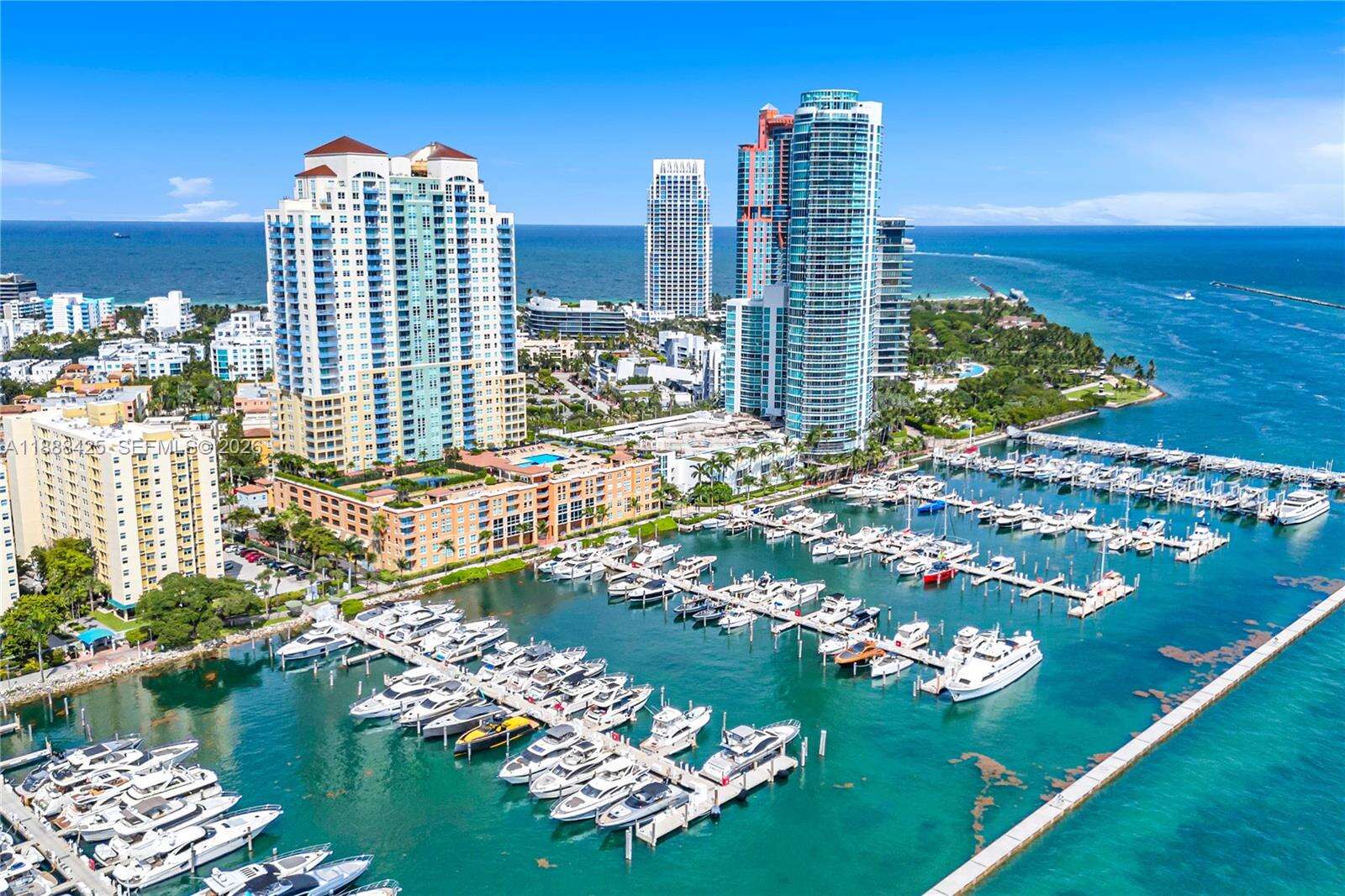 YACHT CLUB AT PORTOFINO - 90 Alton Rd, Miami Beach, FL 33139 | Picture 75