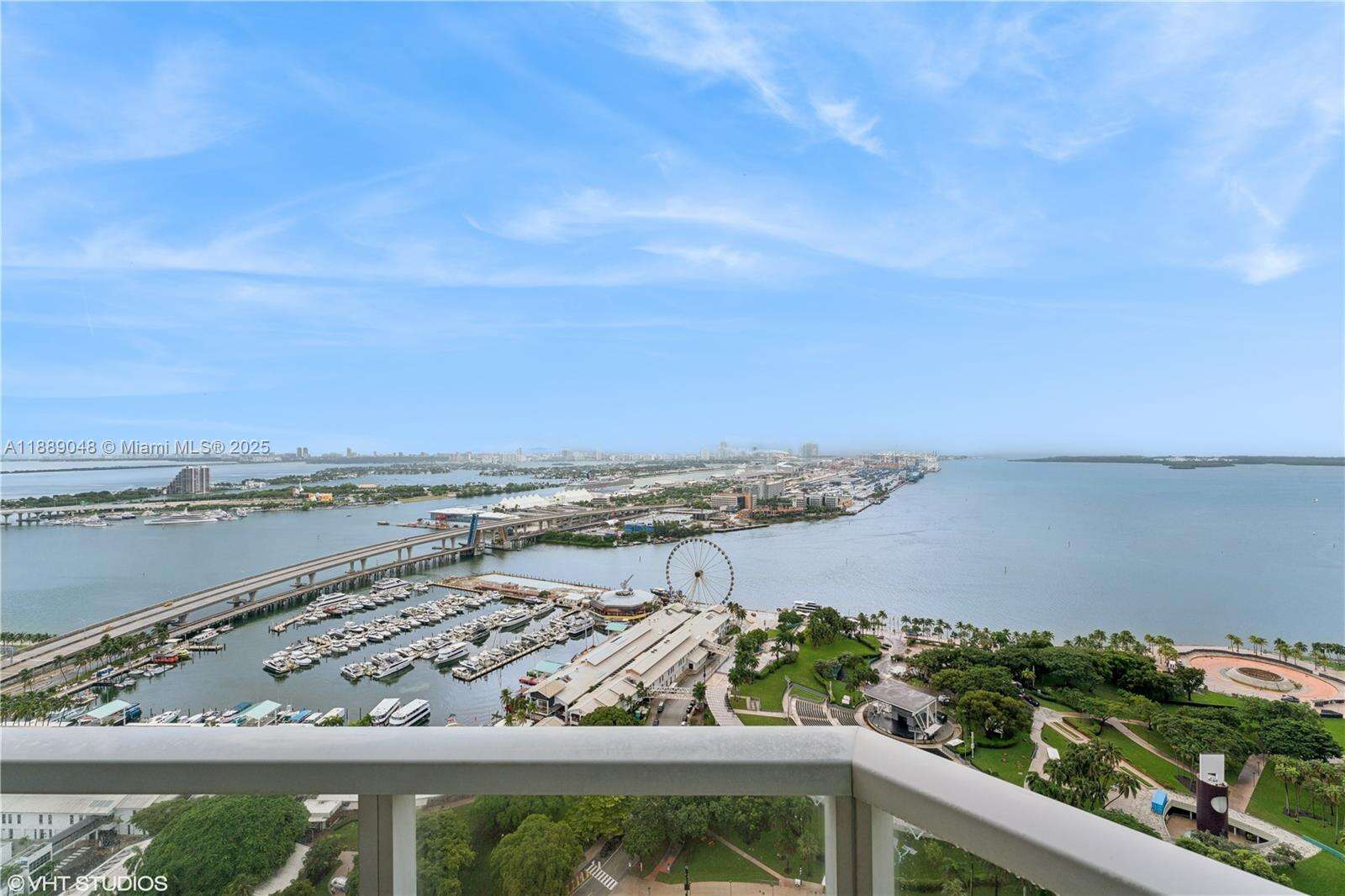 Vizcayne North at 244 Biscayne Blvd, Miami, FL 33132 - For Sale photo 1