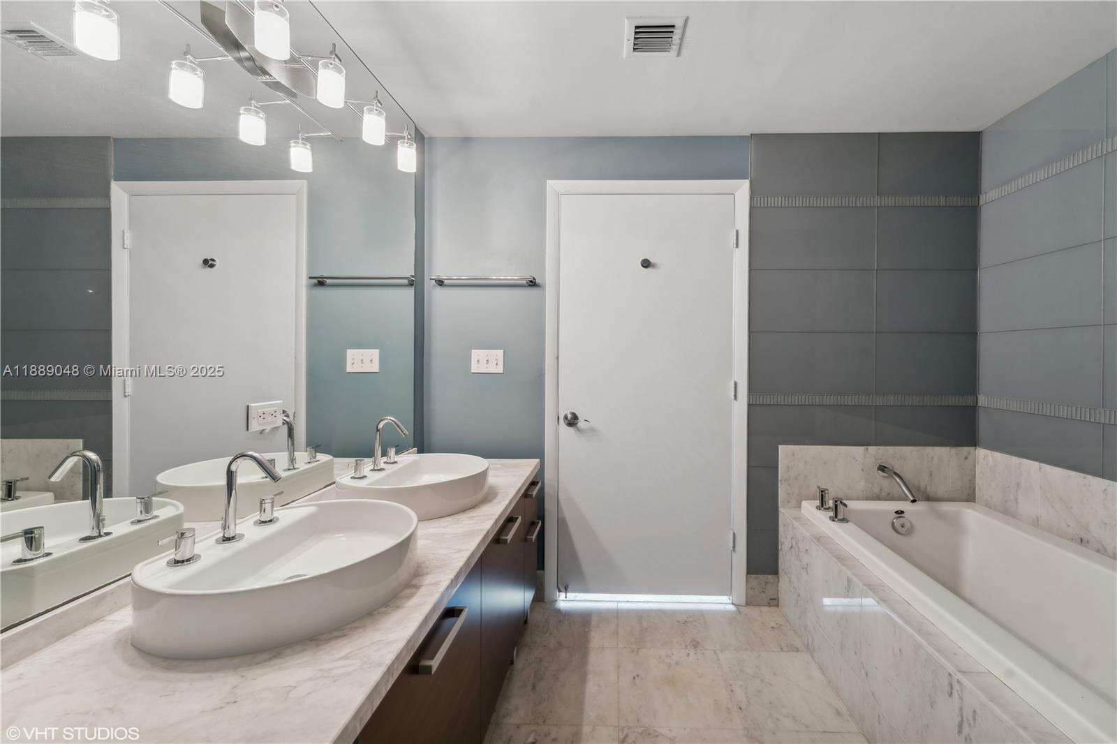Vizcayne North at 244 Biscayne Blvd, Miami, FL 33132 - For Sale photo 21