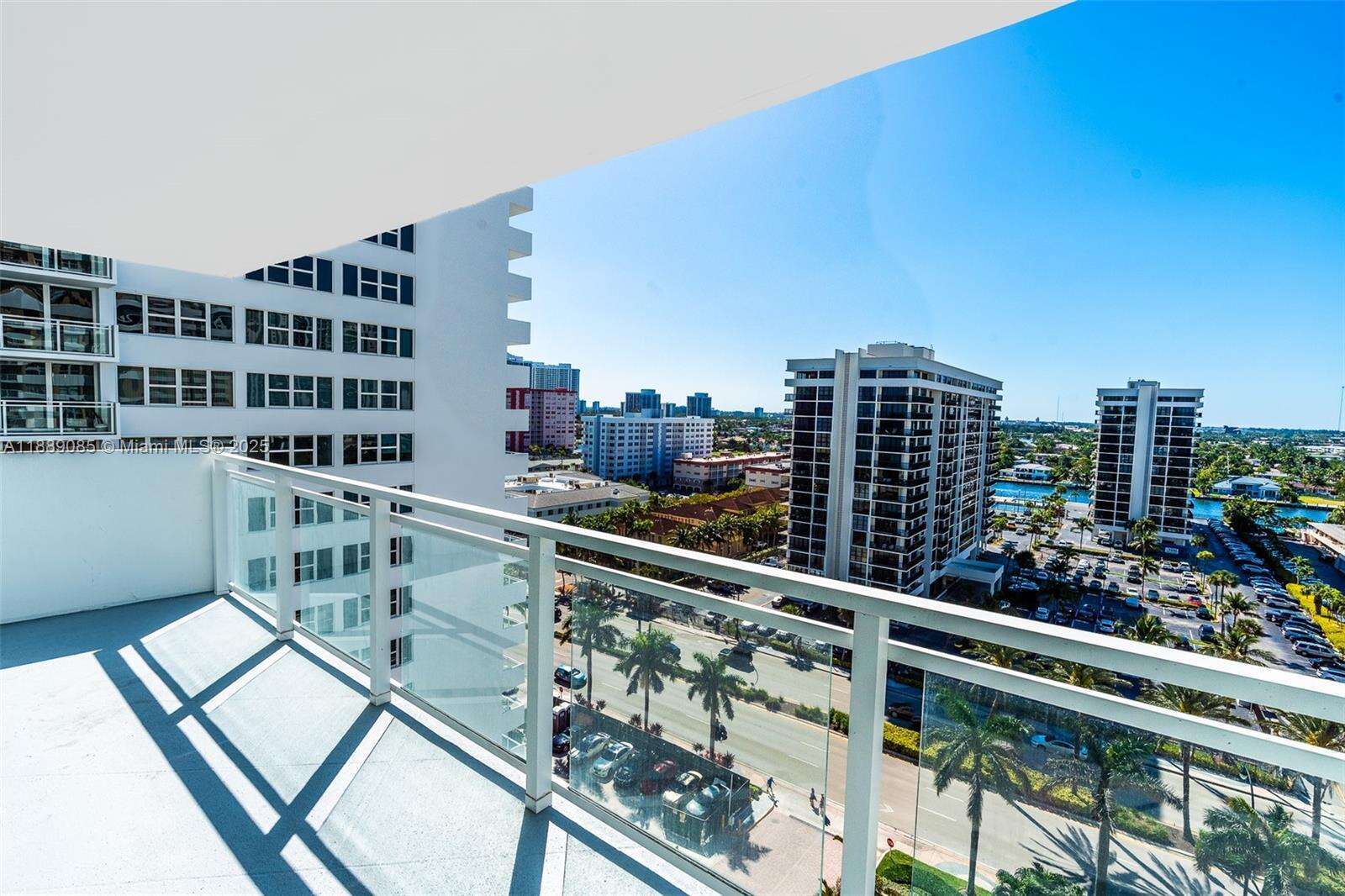 Parker Plaza at 2030 Ocean Dr, Hallandale Beach, FL 33009 - For Sale photo 2