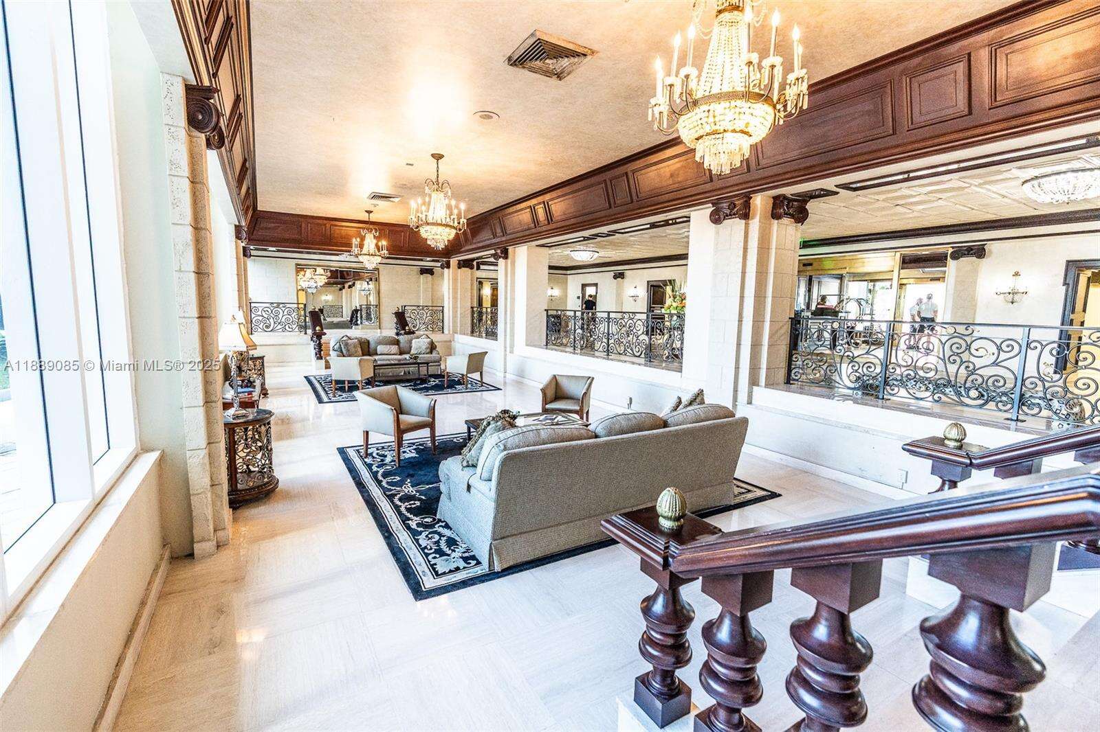 Parker Plaza at 2030 Ocean Dr, Hallandale Beach, FL 33009 - For Sale photo 23