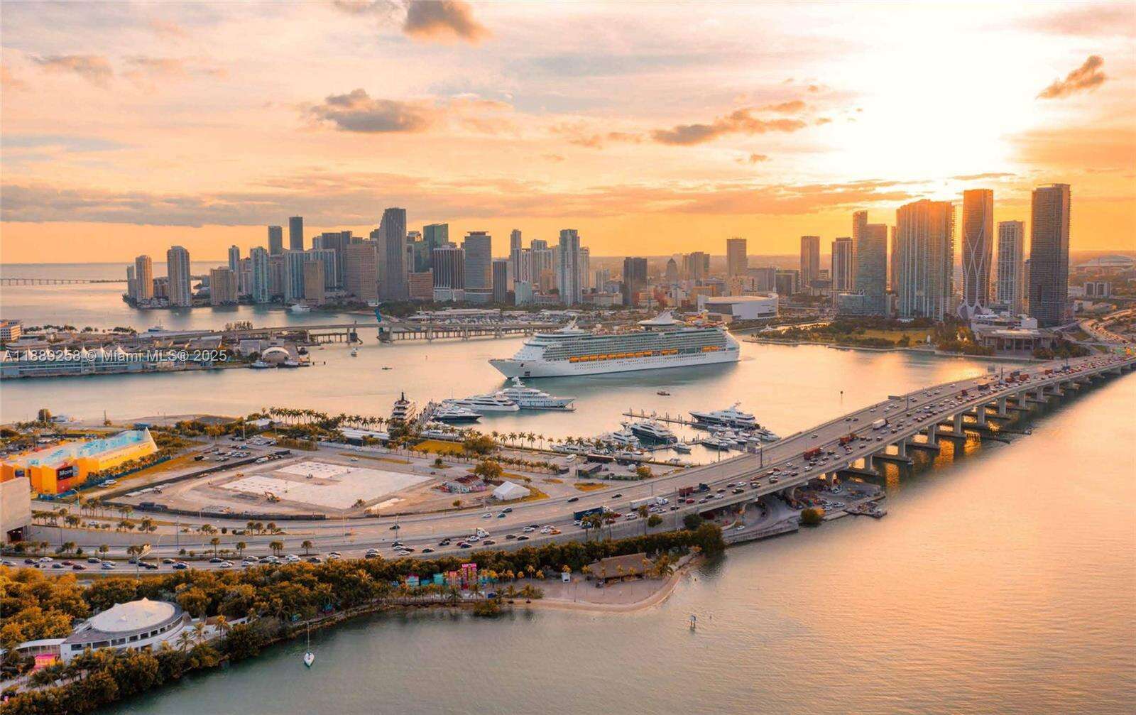 Natiivo | Gale Miami at 159 6 St, Miami, FL 33132 - For Sale photo 38