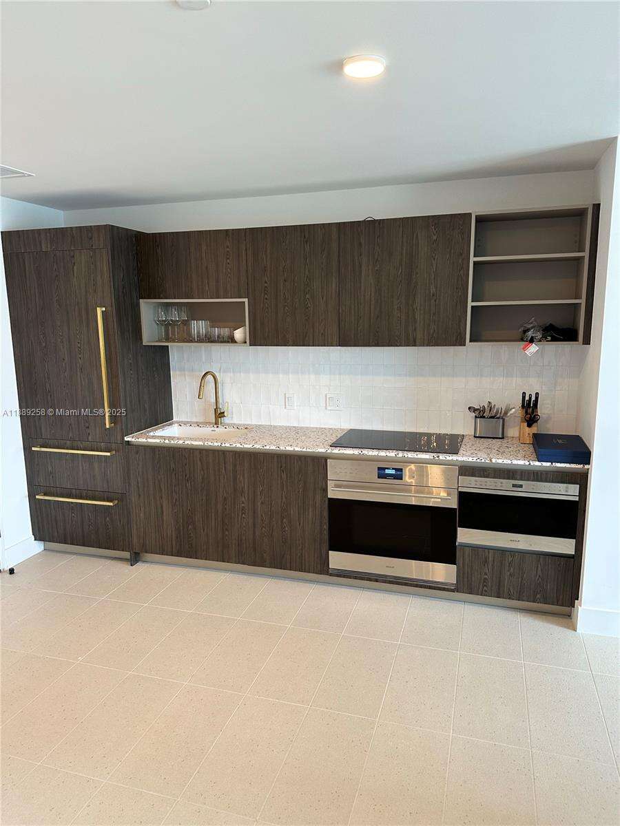Natiivo | Gale Miami at 159 6 St, Miami, FL 33132 - For Sale photo 6