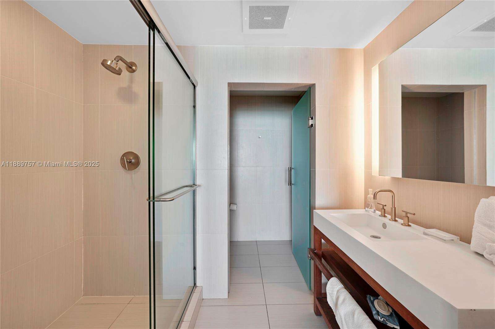 The W Hotel Residences at 3101 Bayshore Dr, Fort Lauderdale, FL 33304 - For Sale photo 19