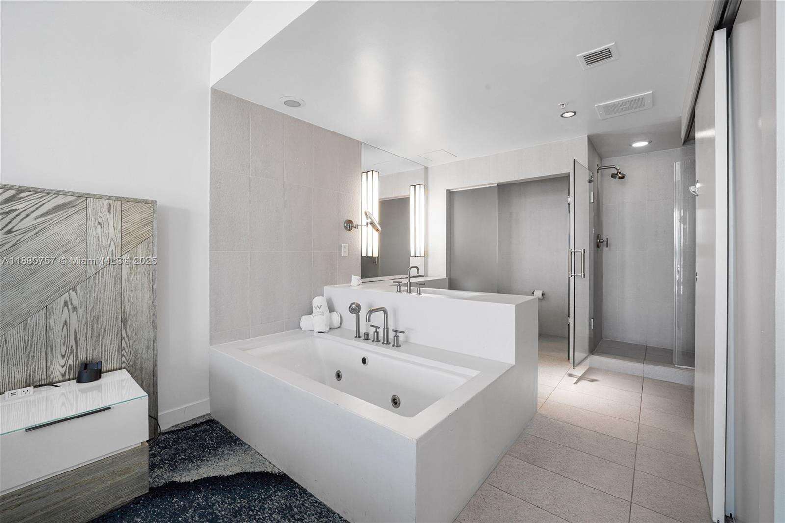 The W Hotel Residences at 3101 Bayshore Dr, Fort Lauderdale, FL 33304 - For Sale photo 26