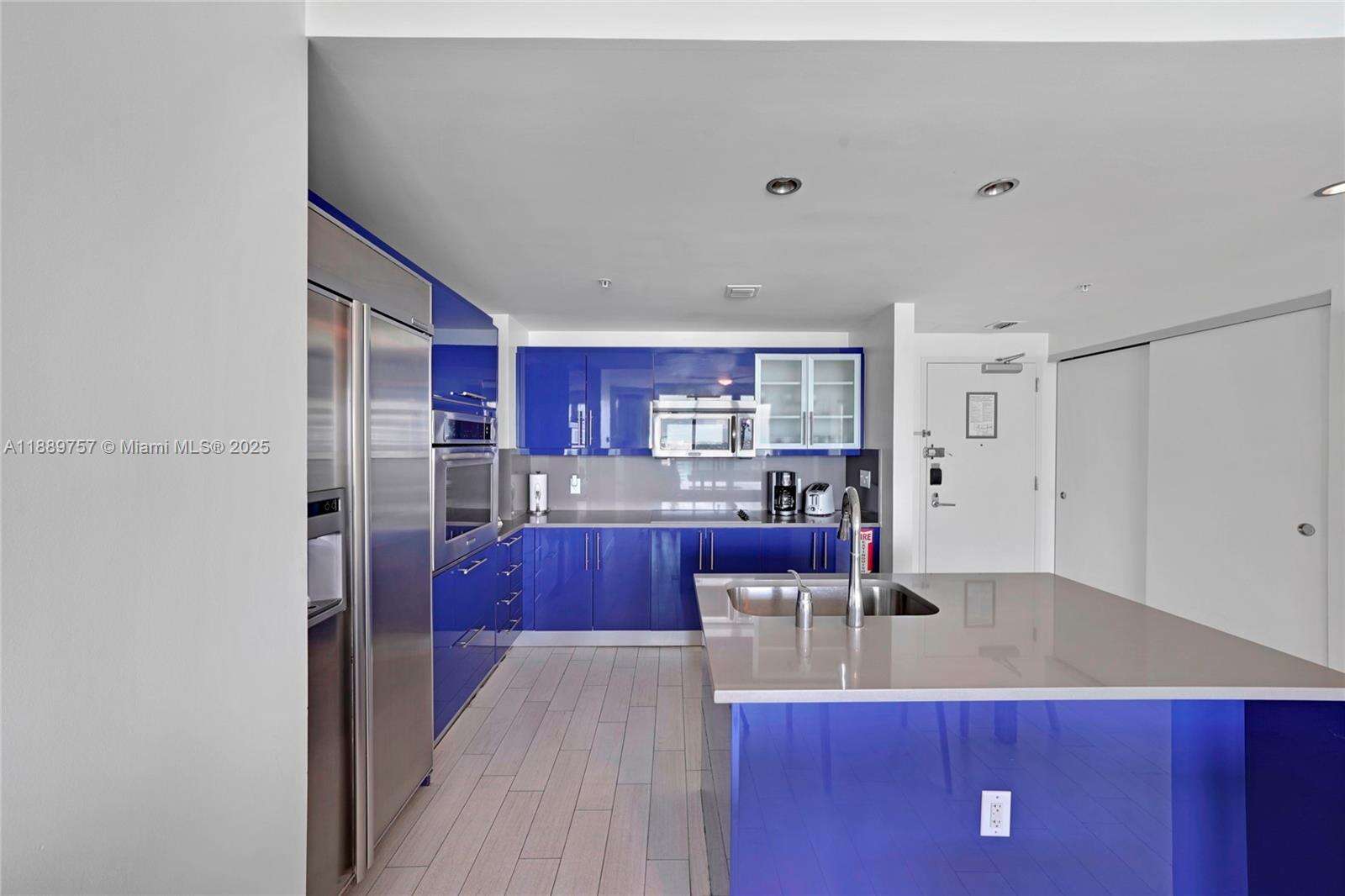 The W Hotel Residences at 3101 Bayshore Dr, Fort Lauderdale, FL 33304 - For Sale photo 5