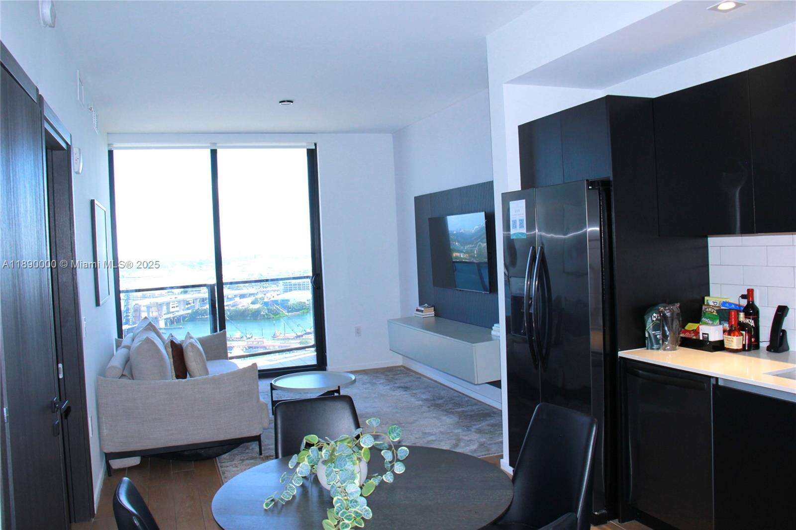 The Elser at 398 5th St, Miami, FL 33132 - For Sale photo 10