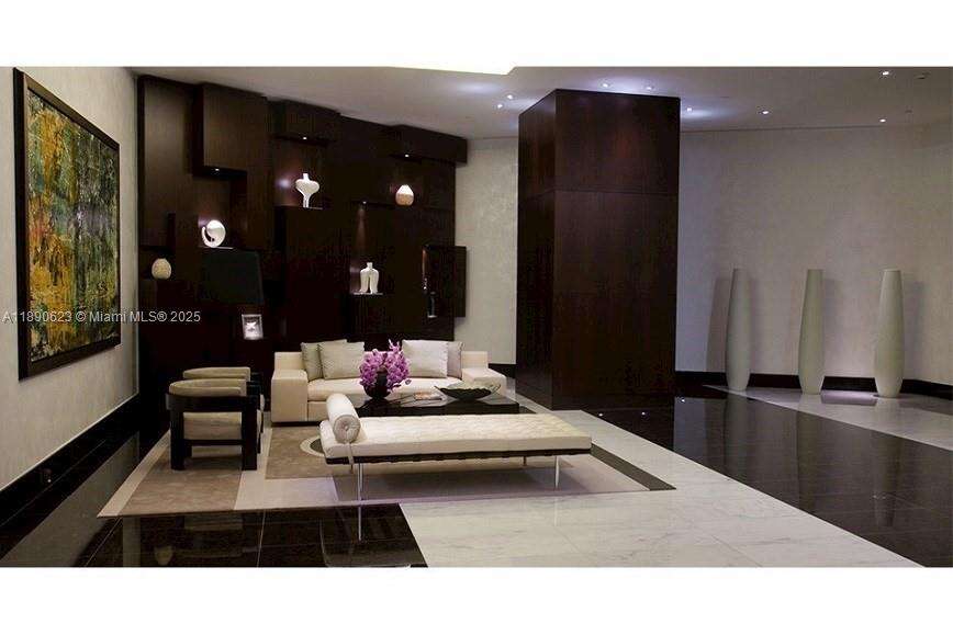 EPIC WEST - 200 Biscayne Blvd Way, Miami, FL 33131 | Picture 26