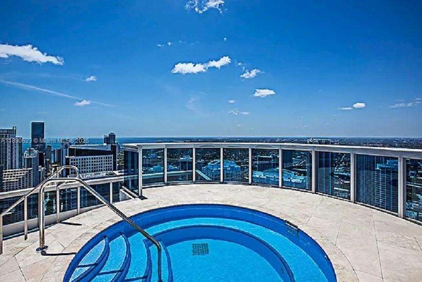 EPIC WEST - 200 Biscayne Blvd Way, Miami, FL 33131 | Picture 30