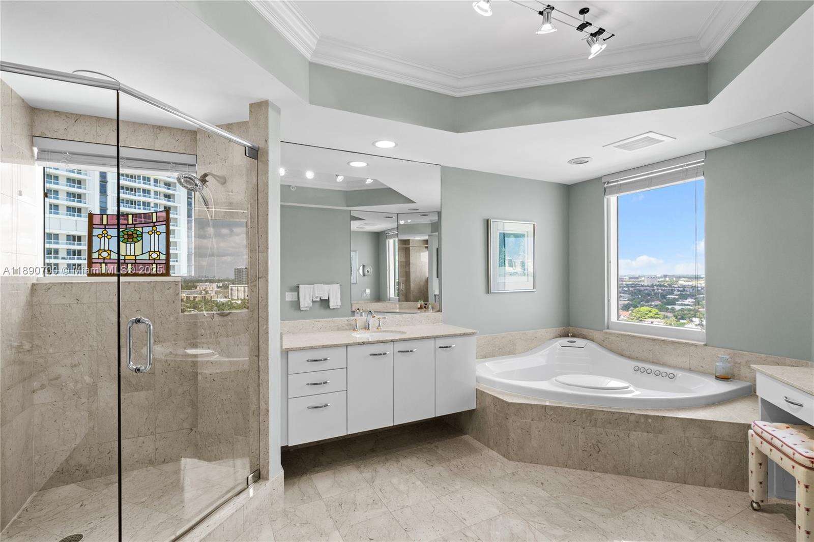 ATLANTIC I AT THE POINT - 21200 Point Pl, Aventura, FL 33180 | Picture 26