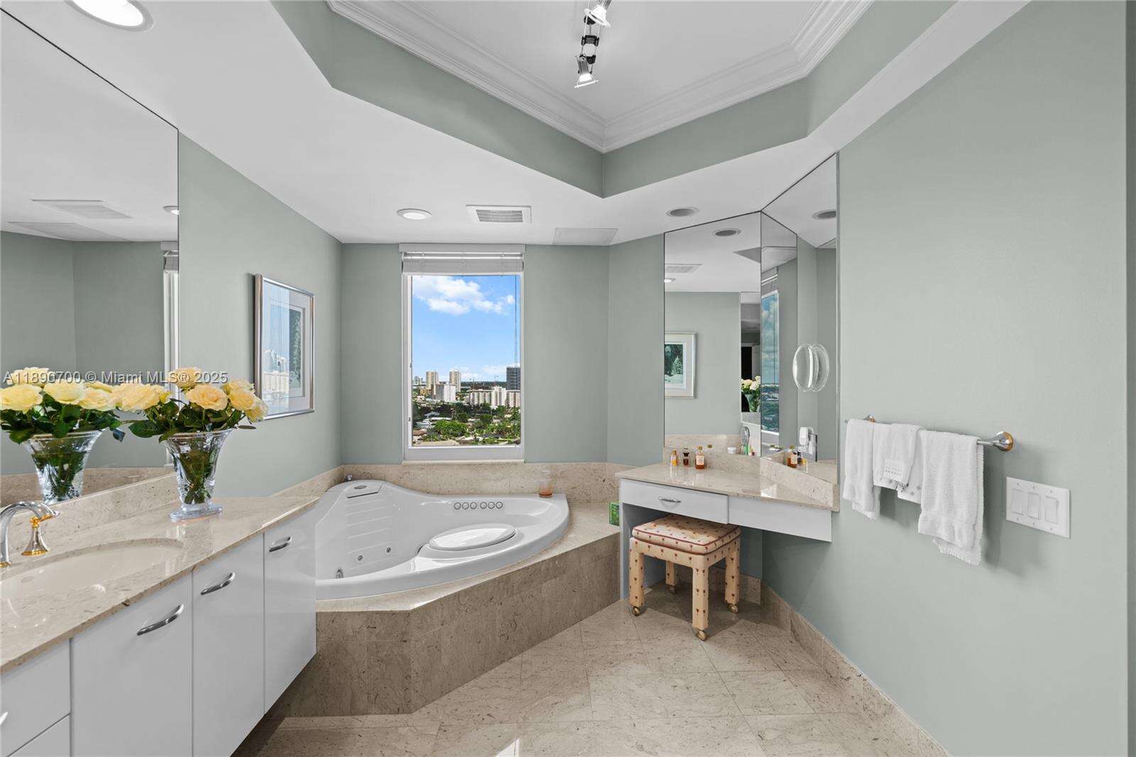 ATLANTIC I AT THE POINT - 21200 Point Pl, Aventura, FL 33180 | Picture 28