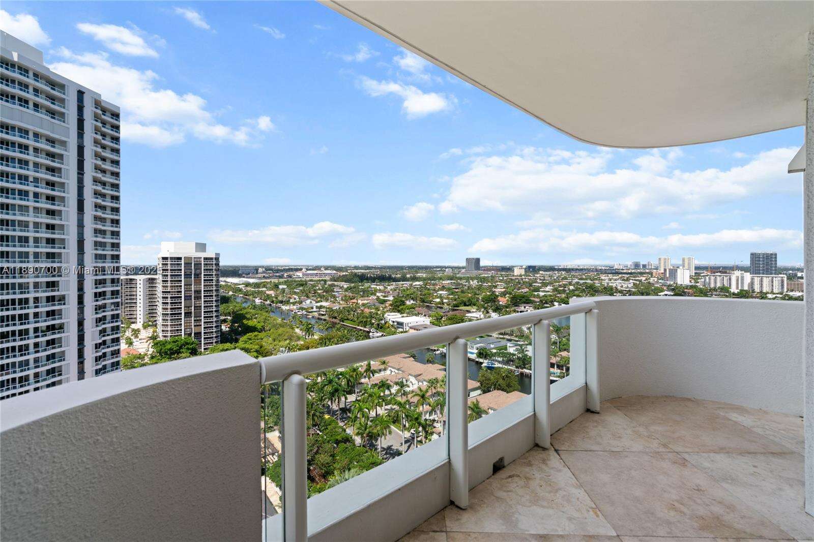 ATLANTIC I AT THE POINT - 21200 Point Pl, Aventura, FL 33180 | Picture 34