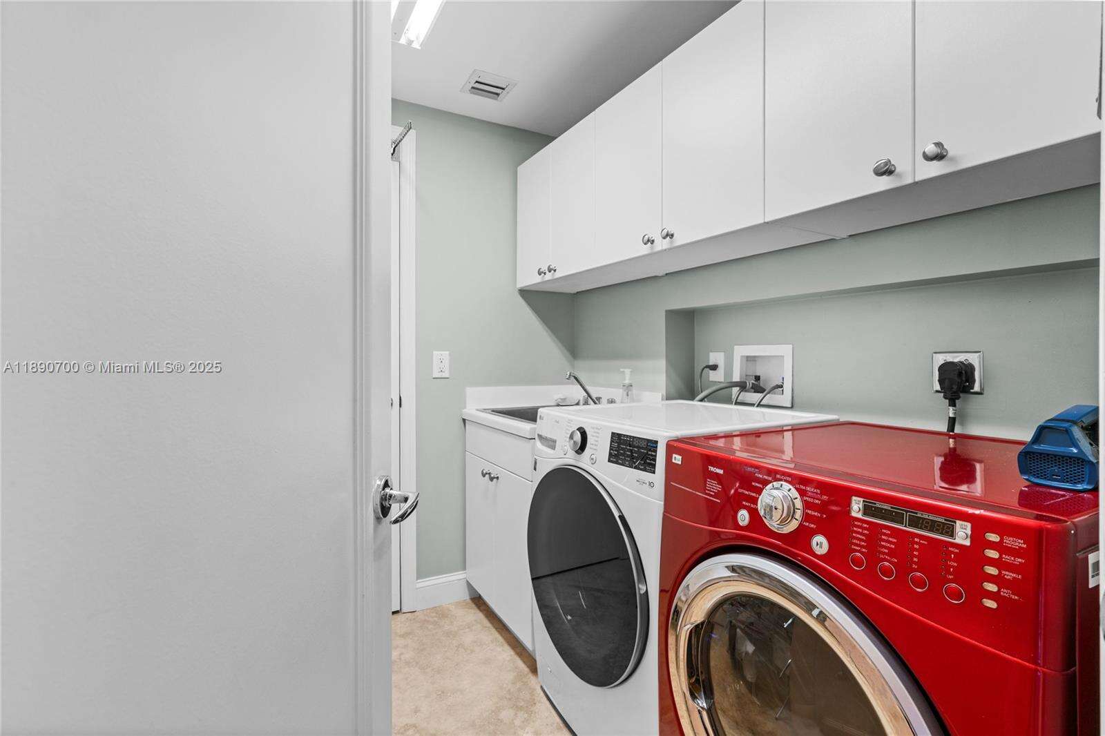 ATLANTIC I AT THE POINT - 21200 Point Pl, Aventura, FL 33180 | Picture 41