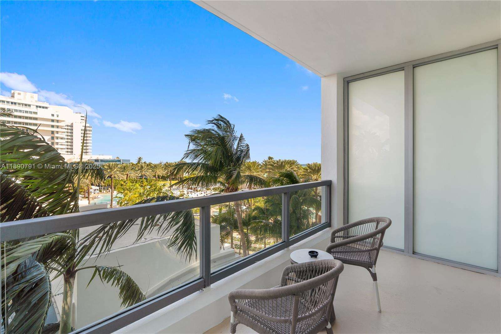 Fontainebleau 3 at 4391 Collins Ave, Miami Beach, FL 33140 - For Sale photo 1