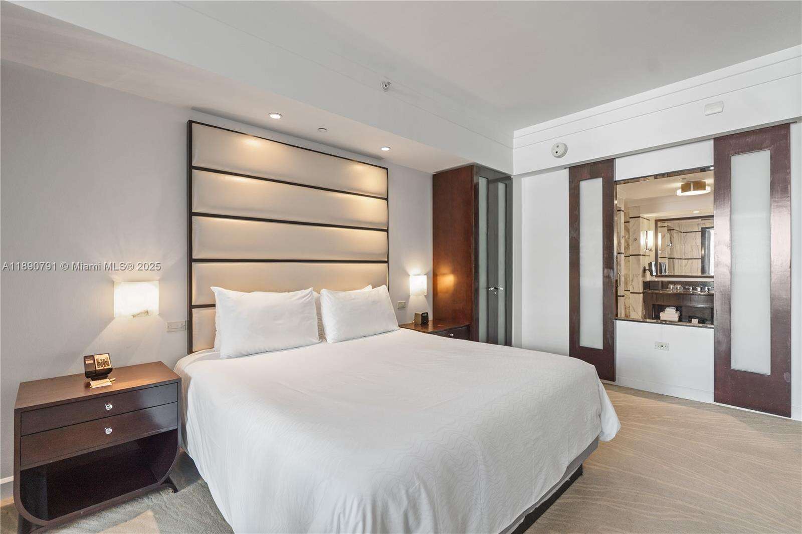 Fontainebleau 3 at 4391 Collins Ave, Miami Beach, FL 33140 - For Sale photo 11
