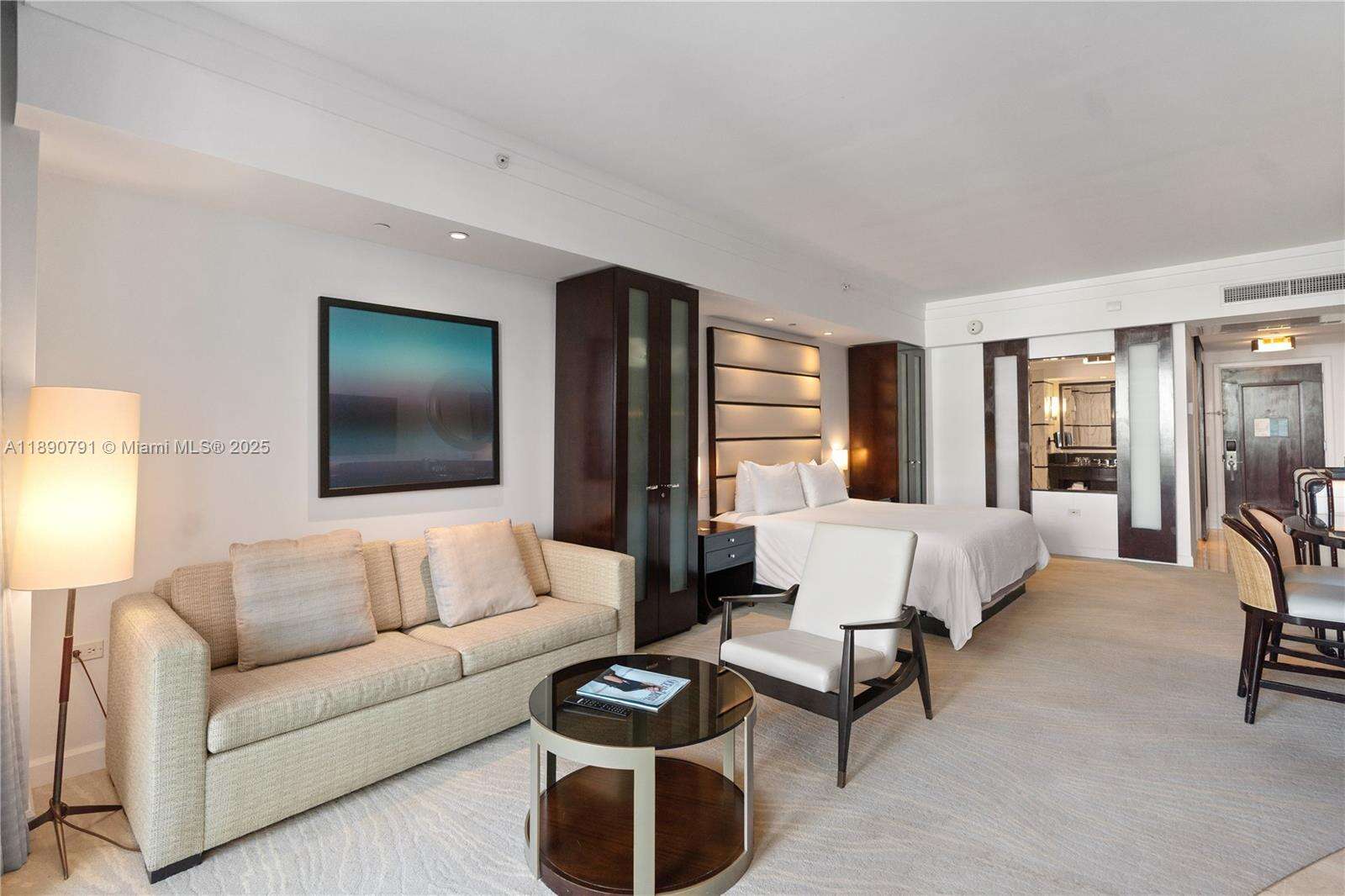 Fontainebleau 3 at 4391 Collins Ave, Miami Beach, FL 33140 - For Sale photo 14