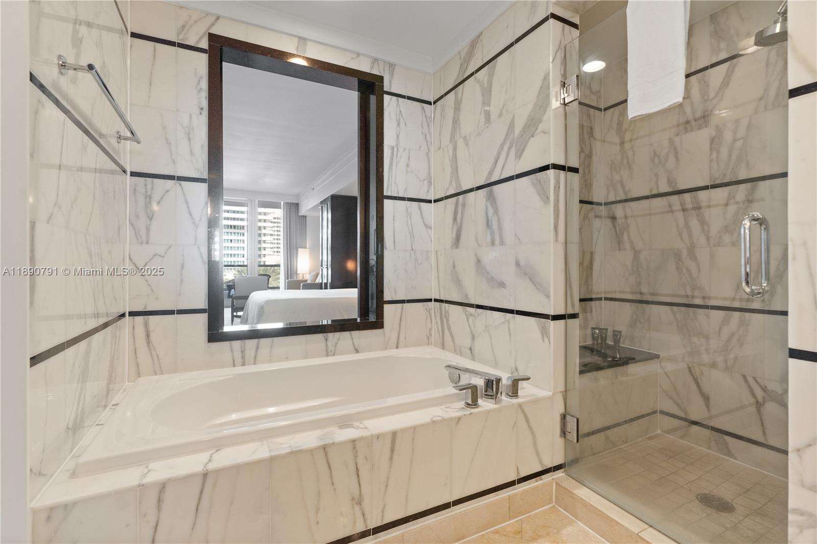 Fontainebleau 3 at 4391 Collins Ave, Miami Beach, FL 33140 - For Sale photo 26