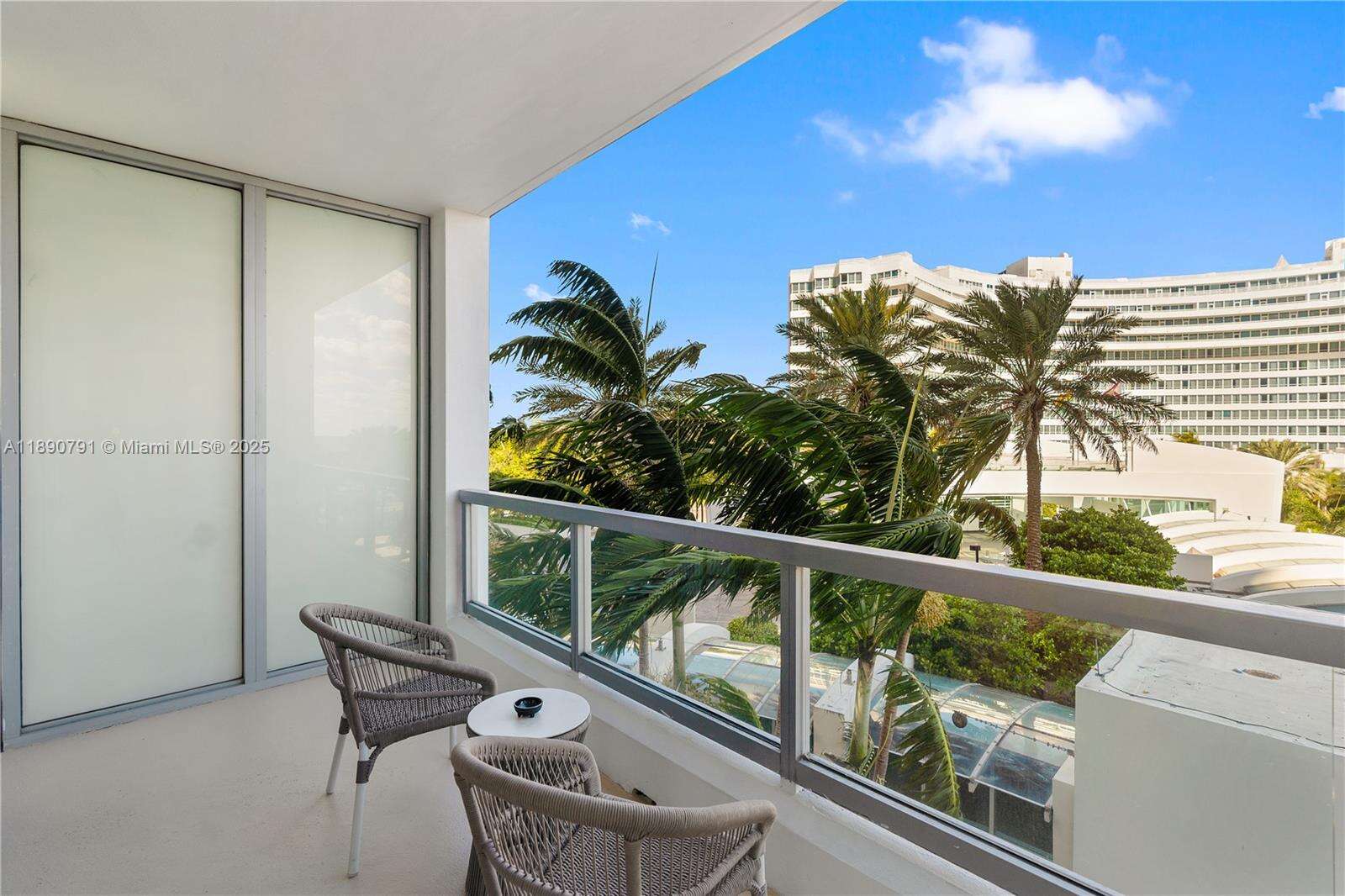 Fontainebleau 3 at 4391 Collins Ave, Miami Beach, FL 33140 - For Sale photo 5