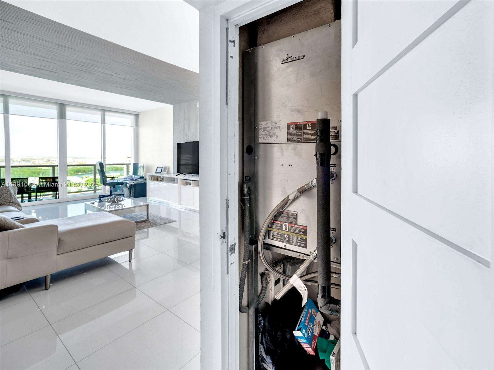 Arlen House at 100 Bayview Dr, Sunny Isles Beach, FL 33160 - For Sale photo 21